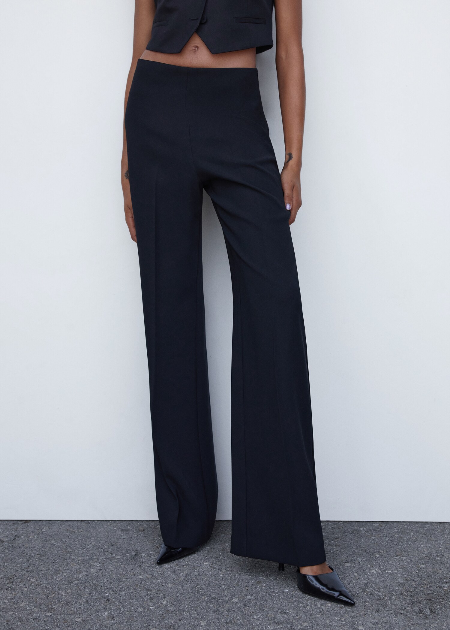 Pantalón traje wideleg  - Plano medio