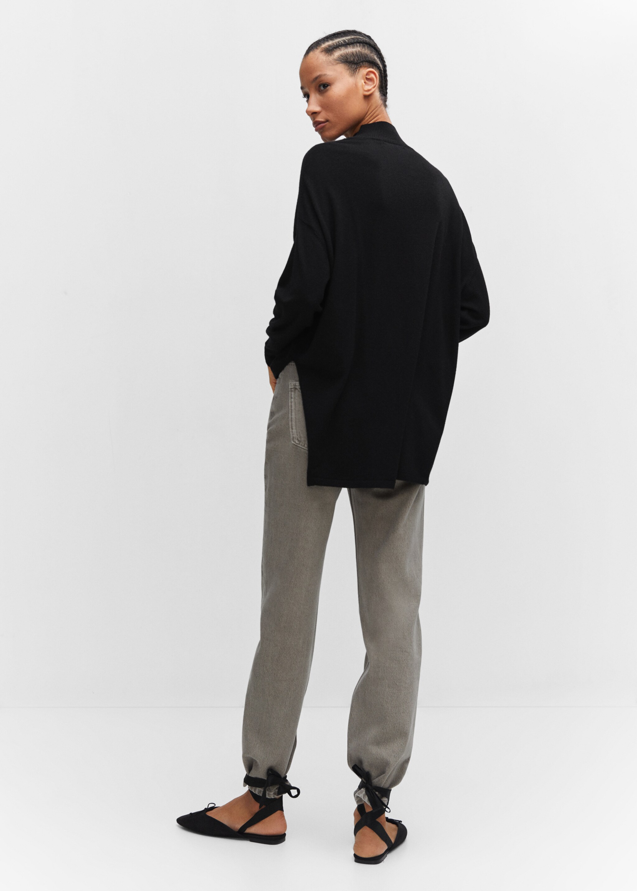 Oversized perkins-neck sweater - Reverse of the article