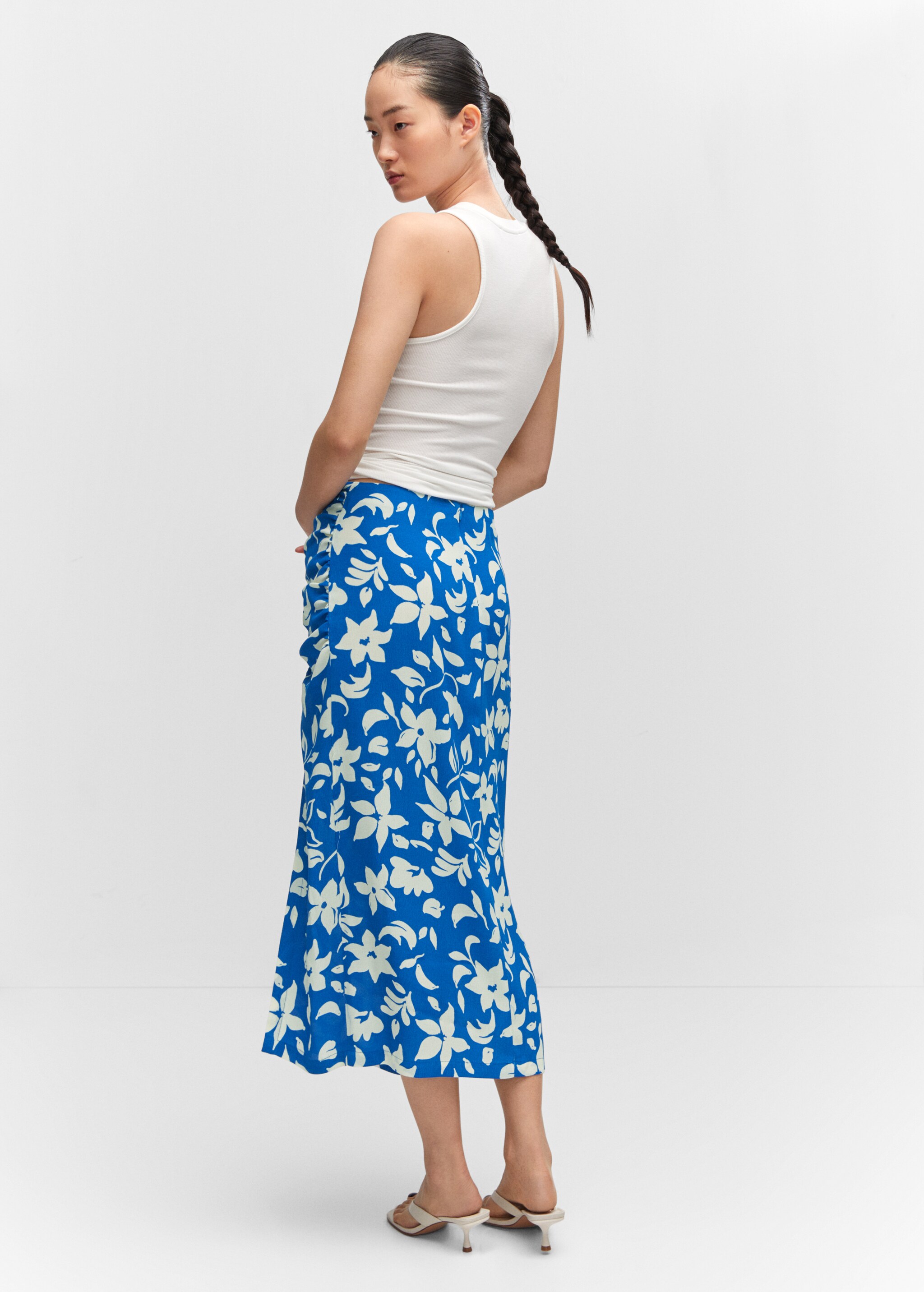 Printed skirt with slit - Reverse of the article