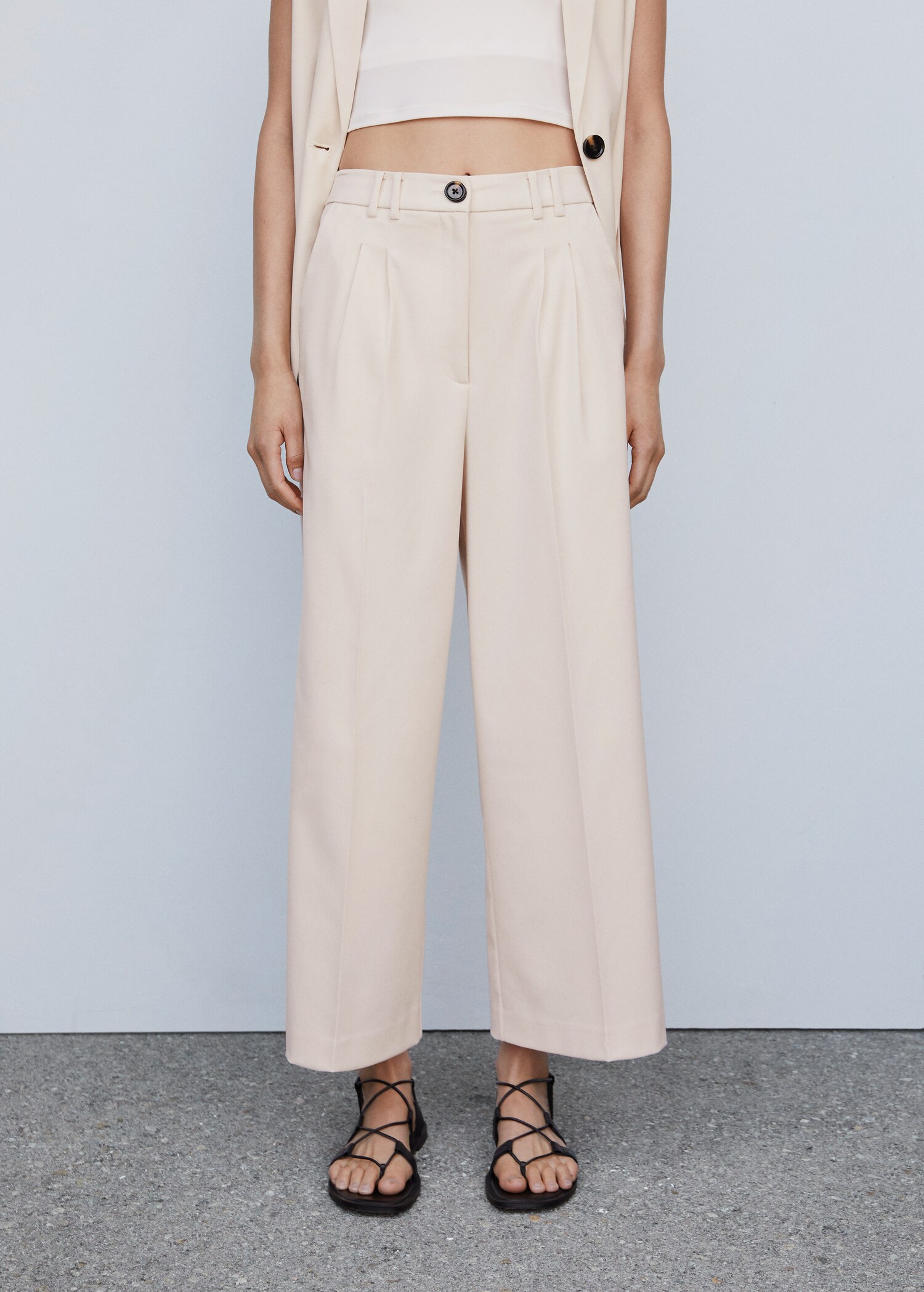 Pantalón culotte pinzas - Plano medio