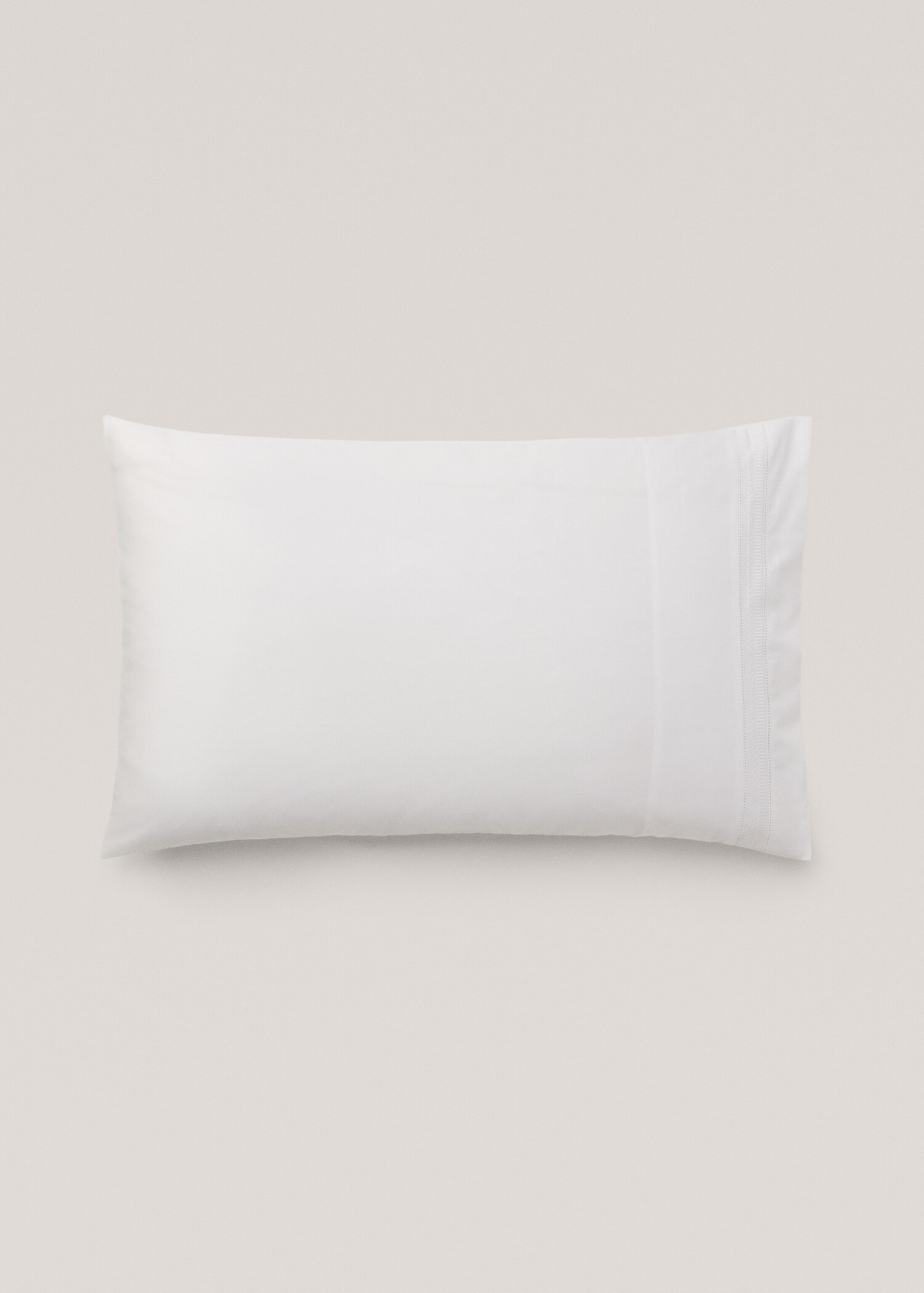 Taie d’oreiller détails brodés 50x75 cm (Lot de 2) - Article sans modèle