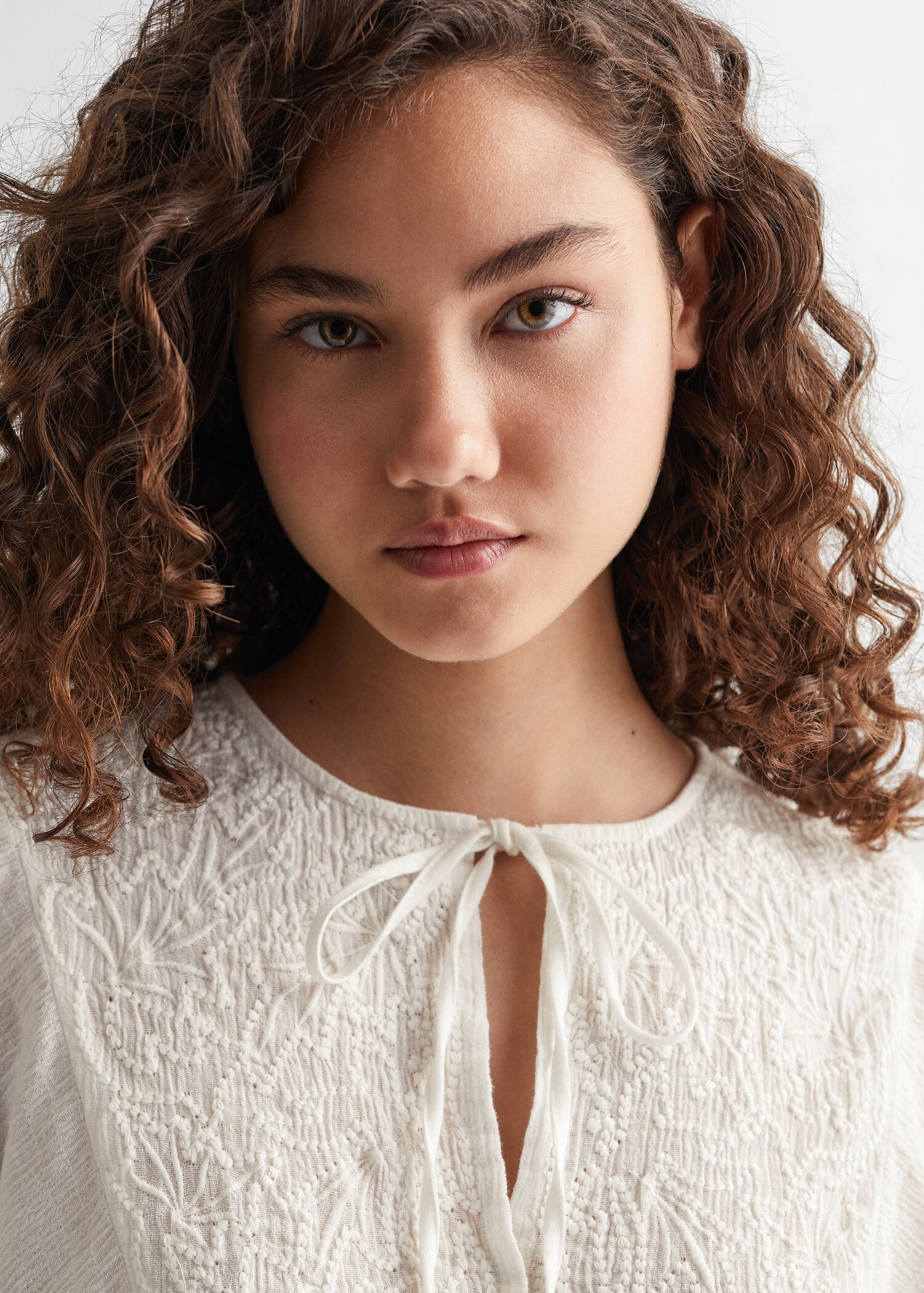 Short embroidered jumpsuit - Details of the article 1