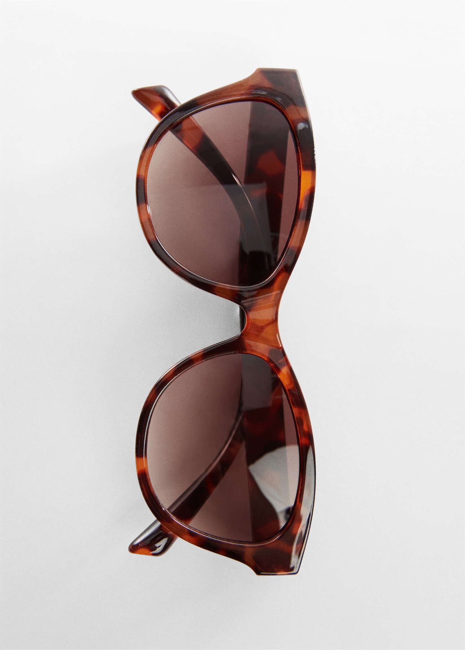 Resin frame sunglasses - Details of the article 2