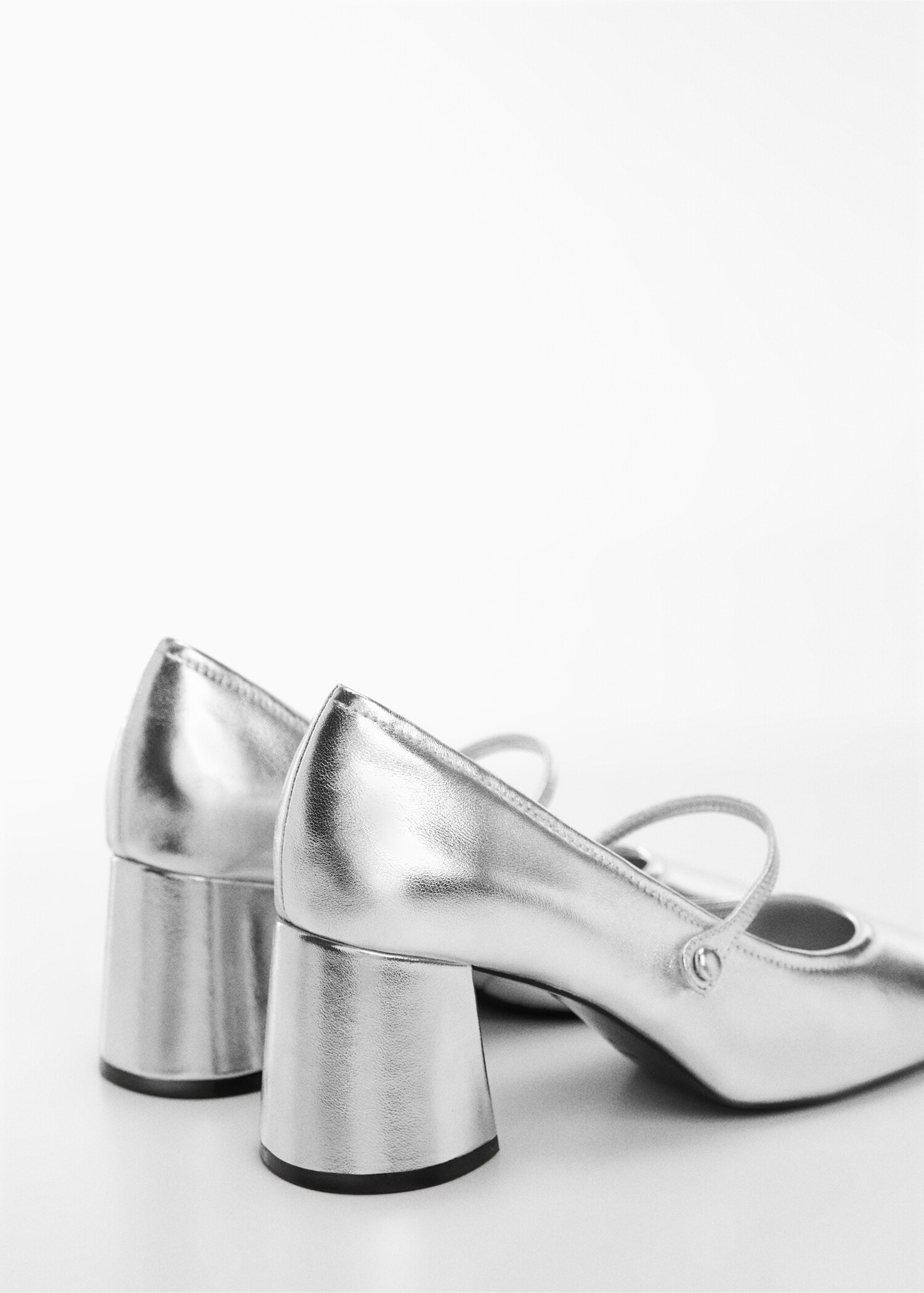 Metallic leather shoes - Details of the article 2