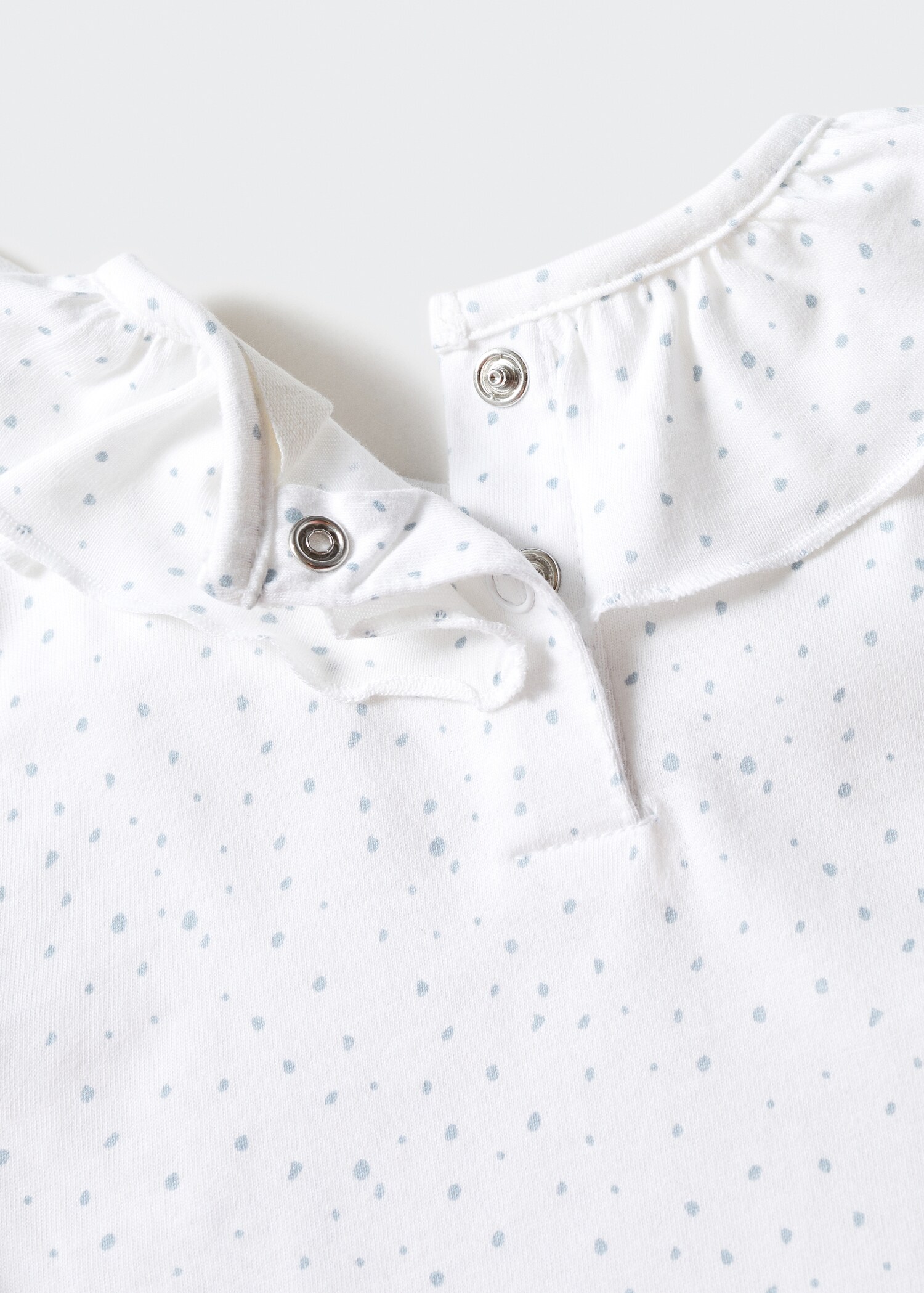 Long-sleeved t-shirt with ruffle - Details of the article 0