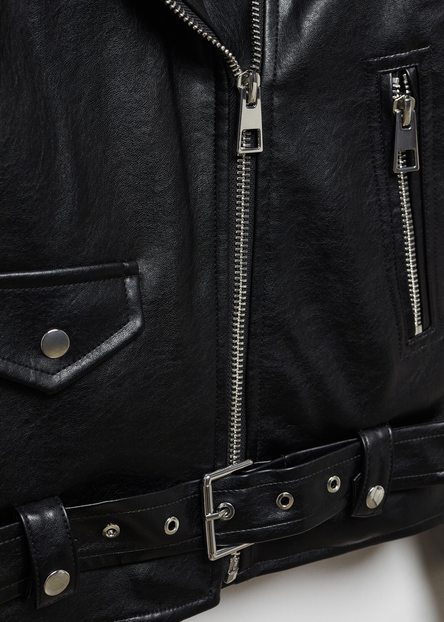 Oversized leather-effect jacket - Details of the article 8