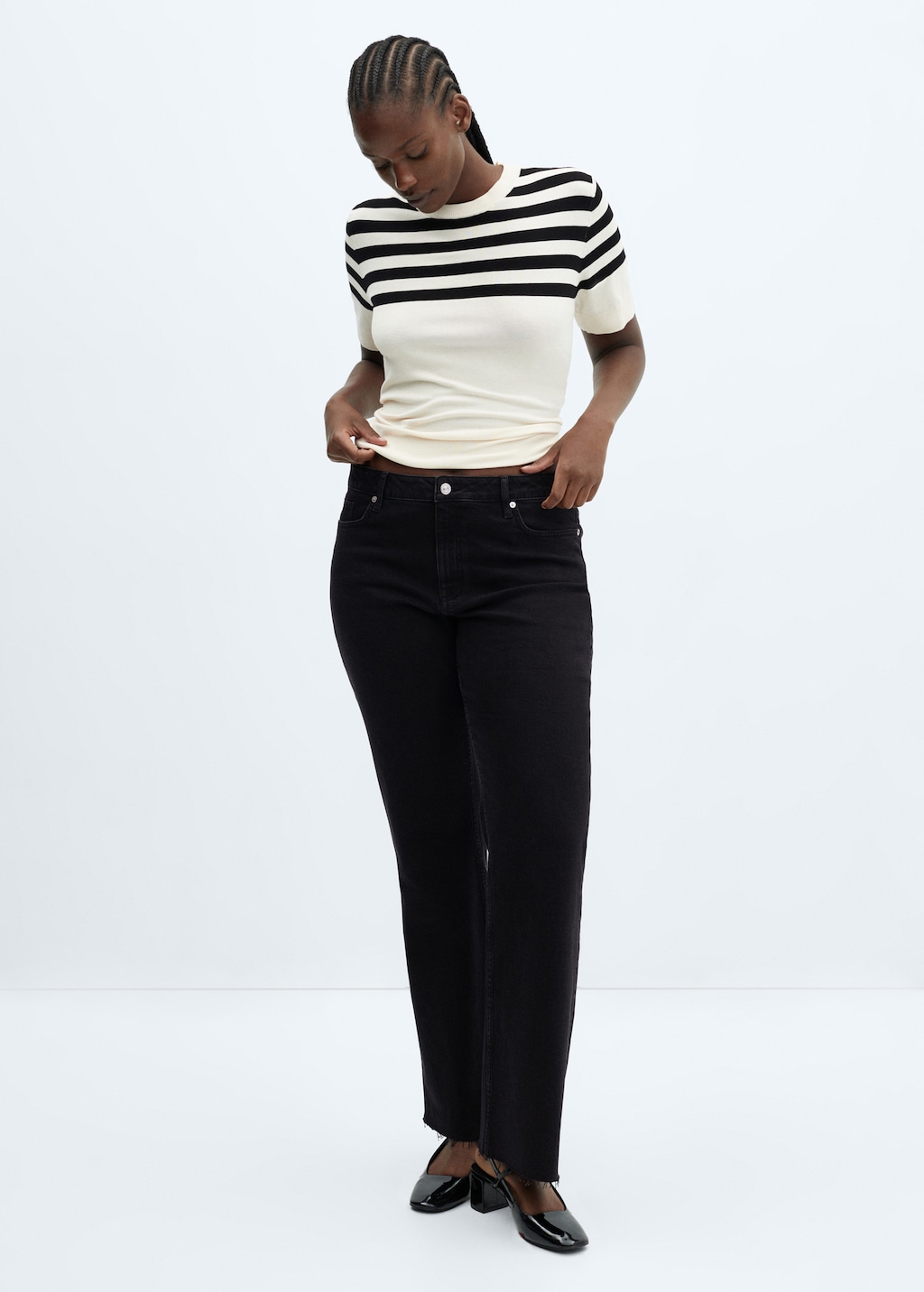 Medium-rise flared jeans - Women | MANGO Niger Medium-rise flared jeans - Women | MANGO Niger