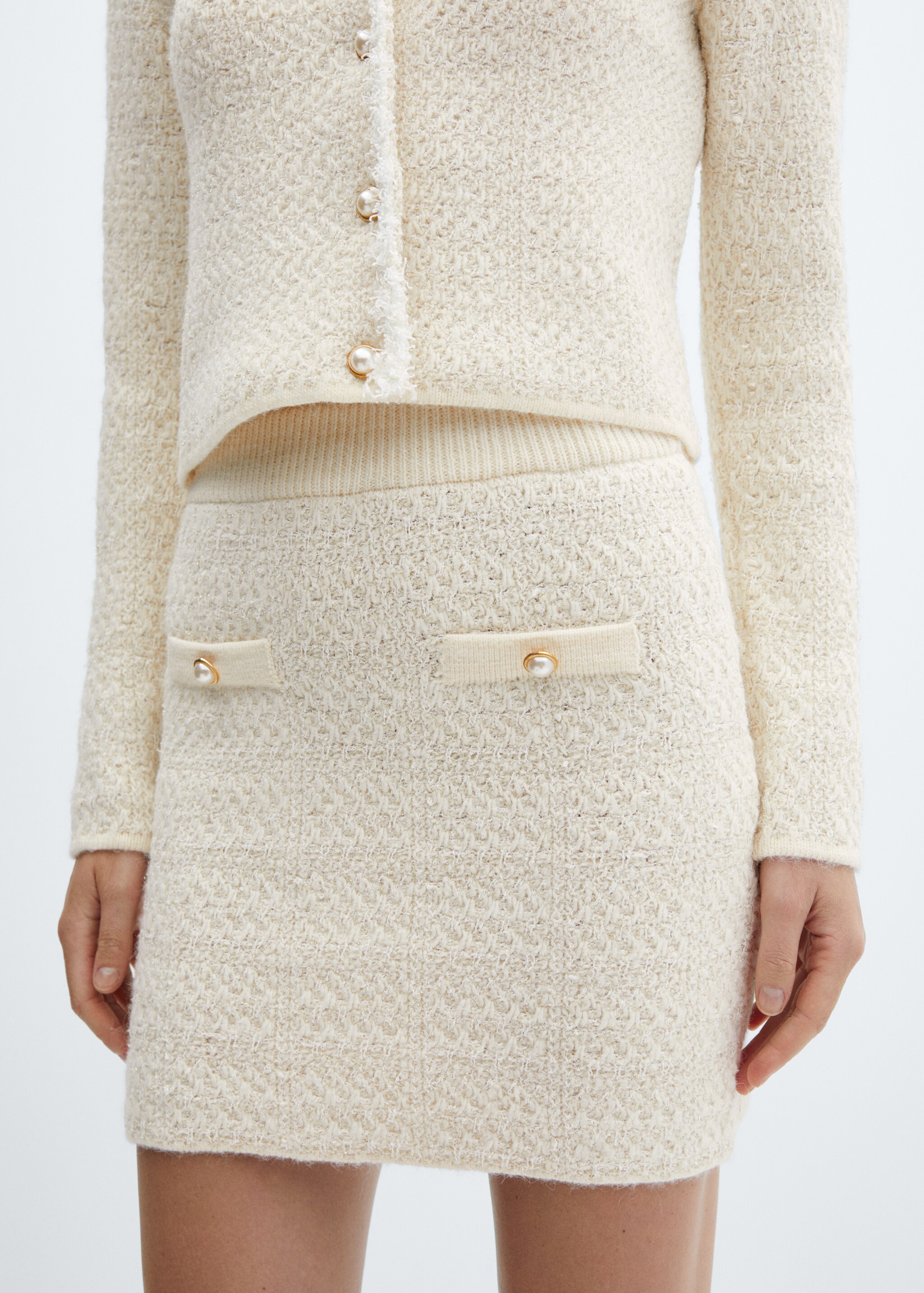 Knitted skirt with jewel buttons - Details of the article 6