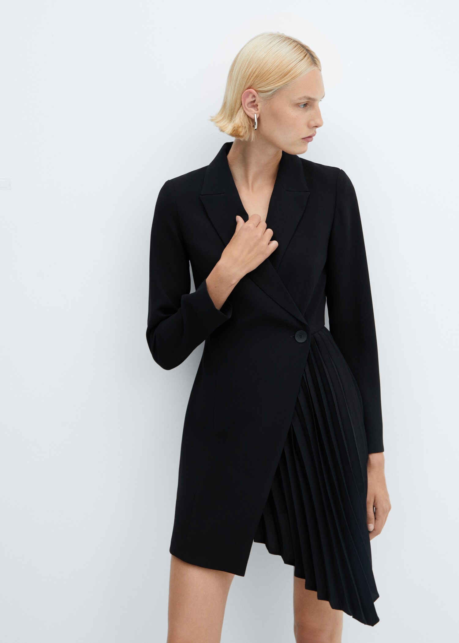 Jacket dress with pleated detail - Medium plane