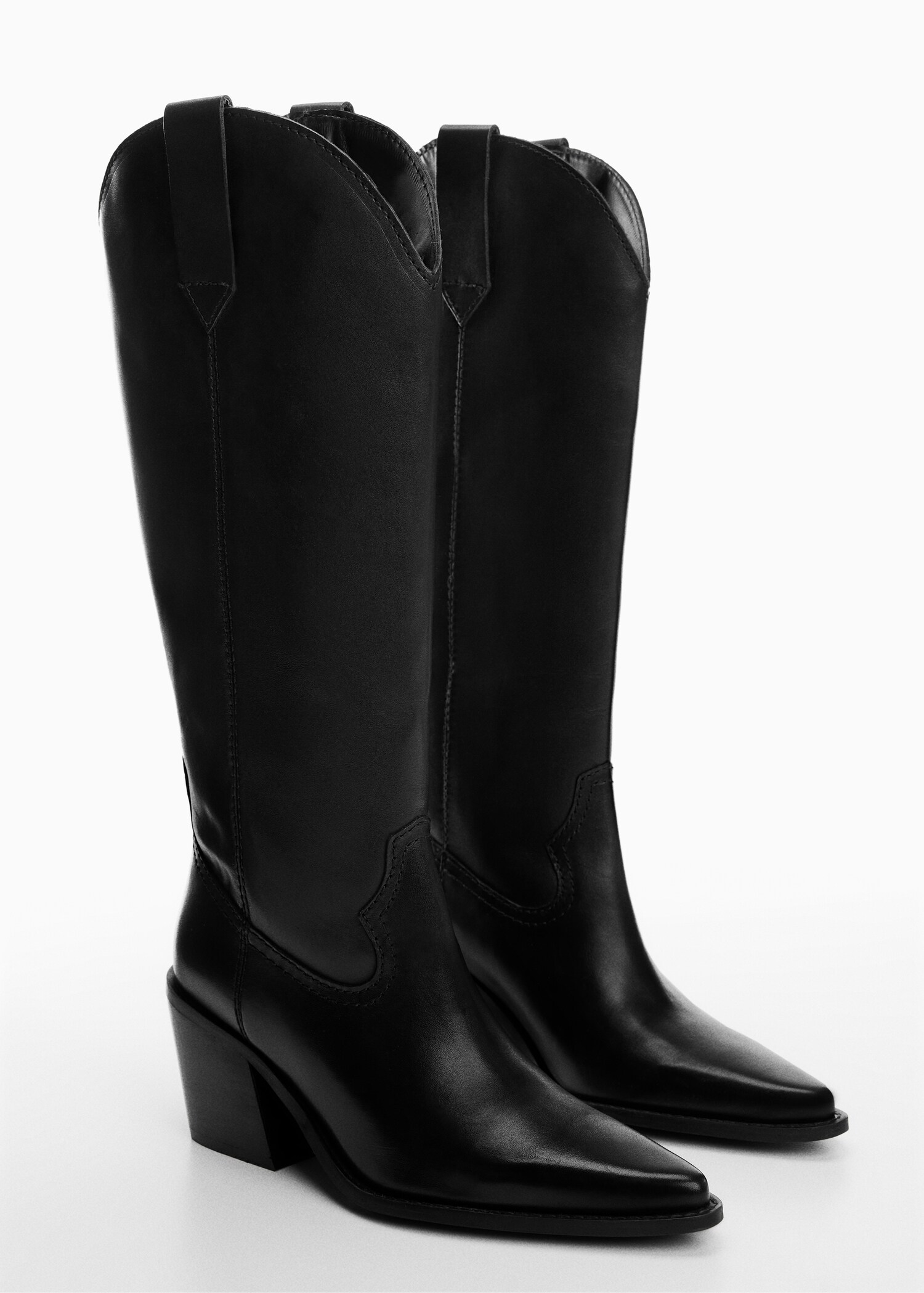 Bota piel cowboy - Plano medio