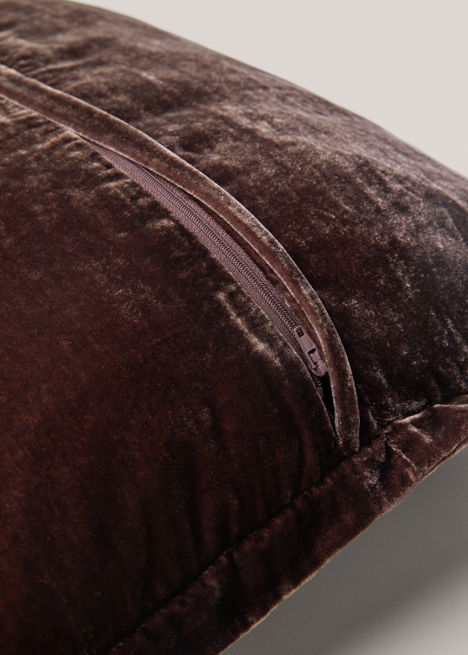 Velvet cushion cover 45x45cm - Details of the article 4