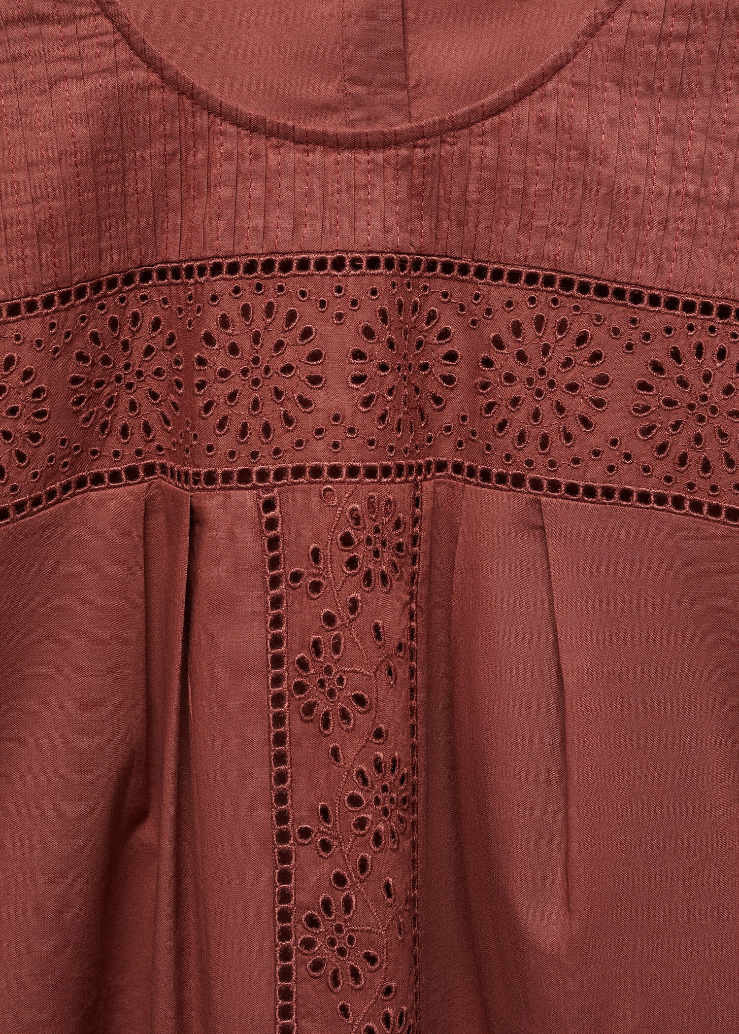 Cotton blouse with openwork details  - Details of the article 8
