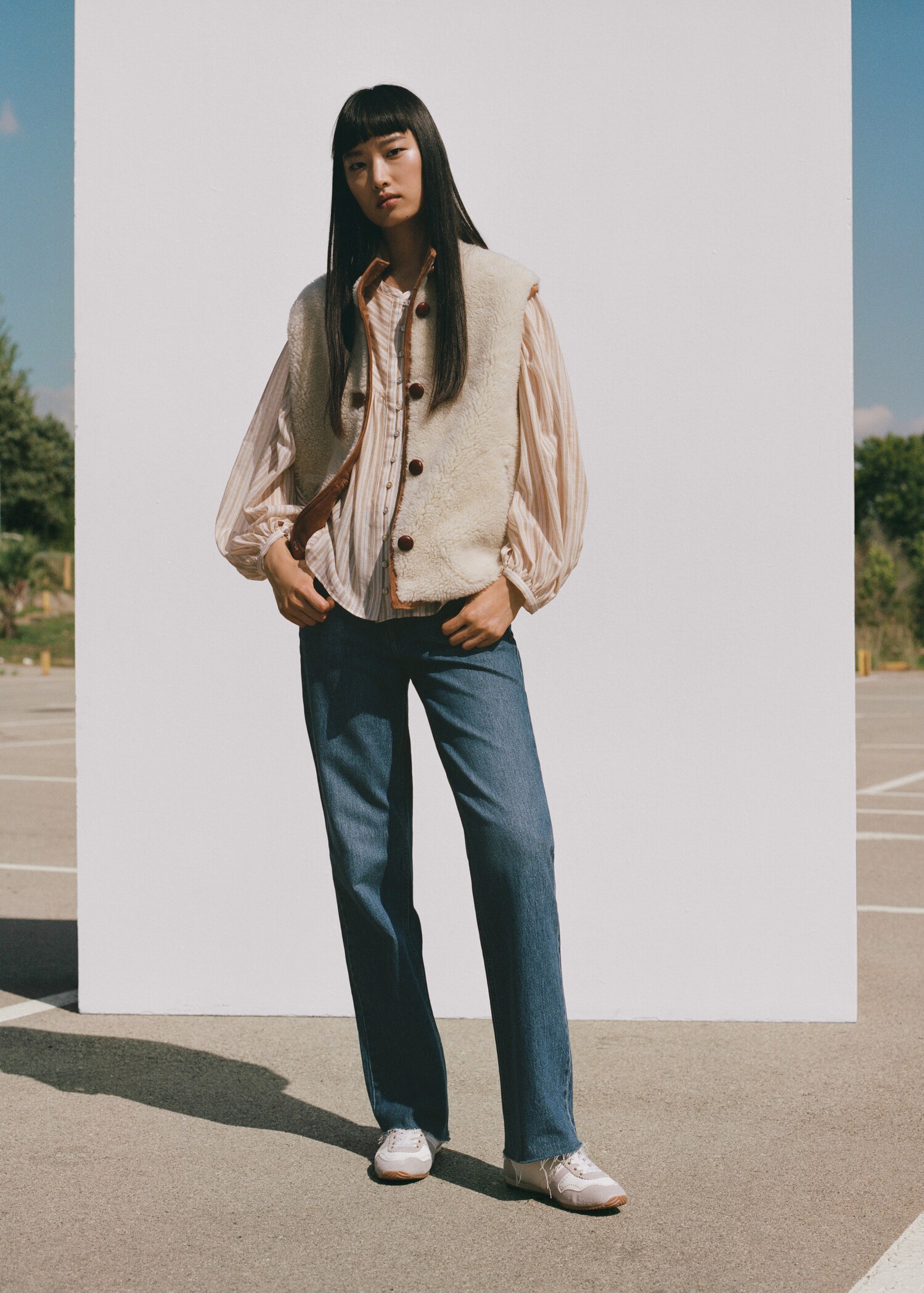 Reversible shearling vest - Details of the article 6
