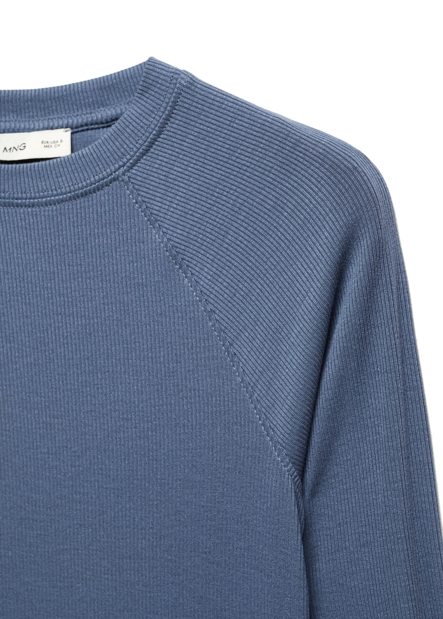 Langärmliges T-Shirt mit Rippstruktur - Detail des Artikels 8