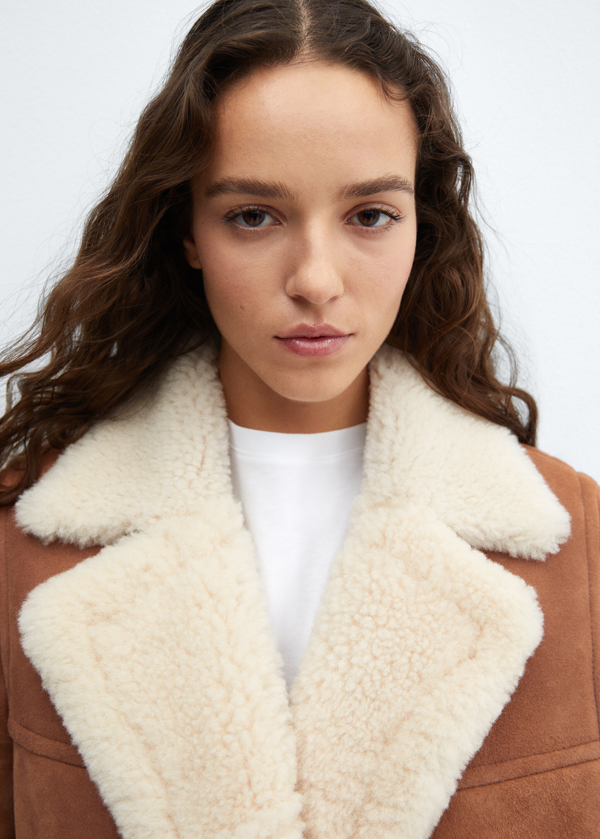 Shearling-lined coat - Details of the article 1