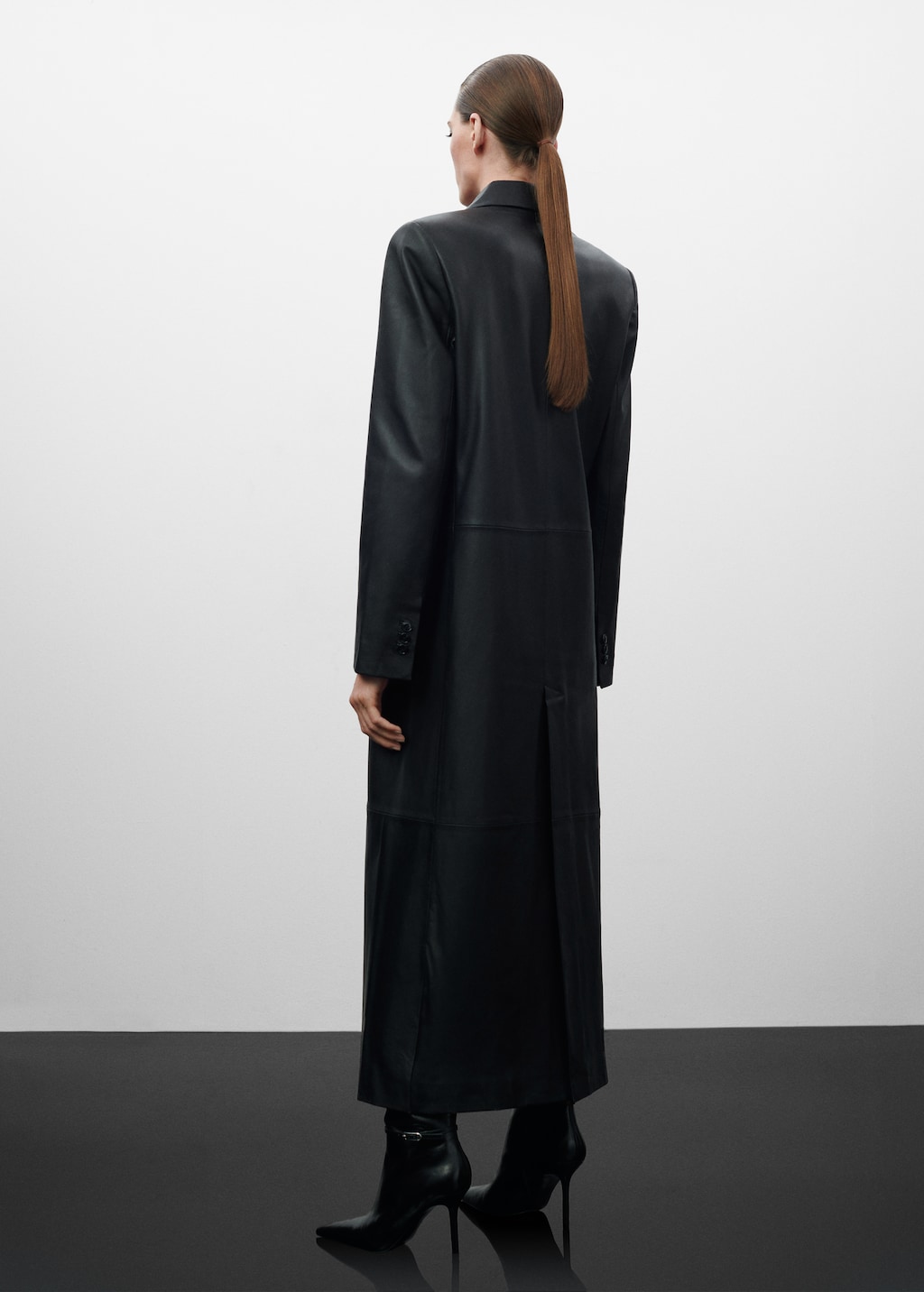 Double-breasted leather coat - Women | MANGO Kosovo Double-breasted leather coat - Women | MANGO Kosovo