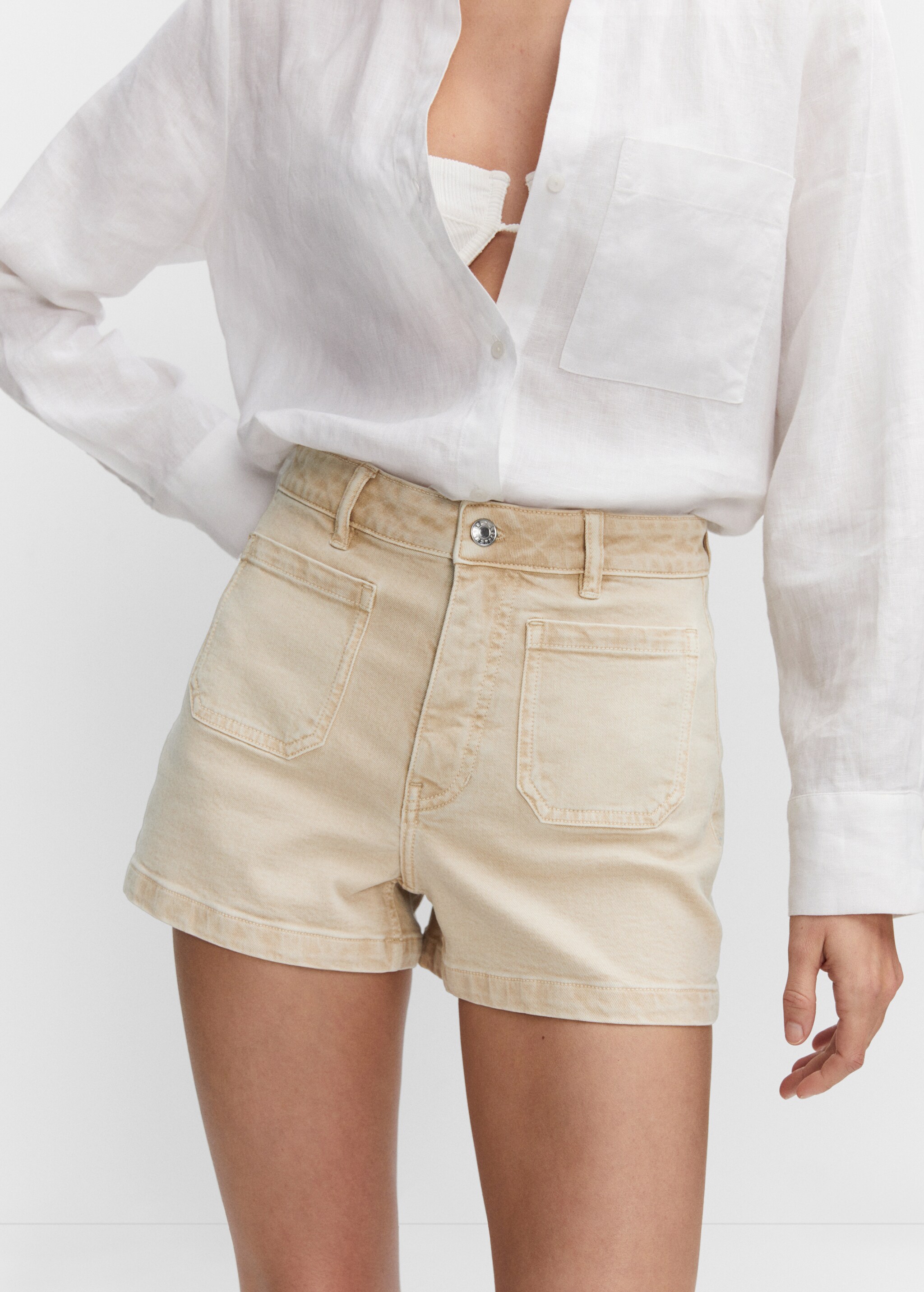 Denim shorts with pockets - Details of the article 6