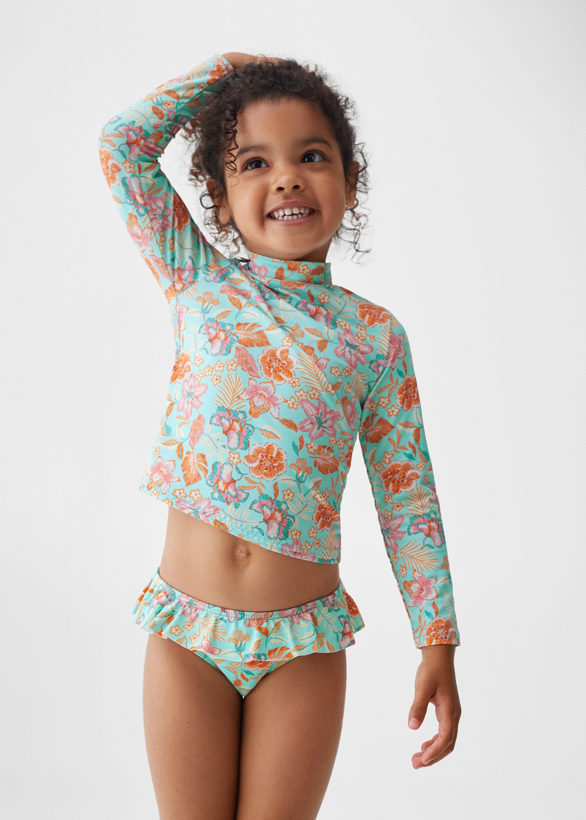 дети в плавках