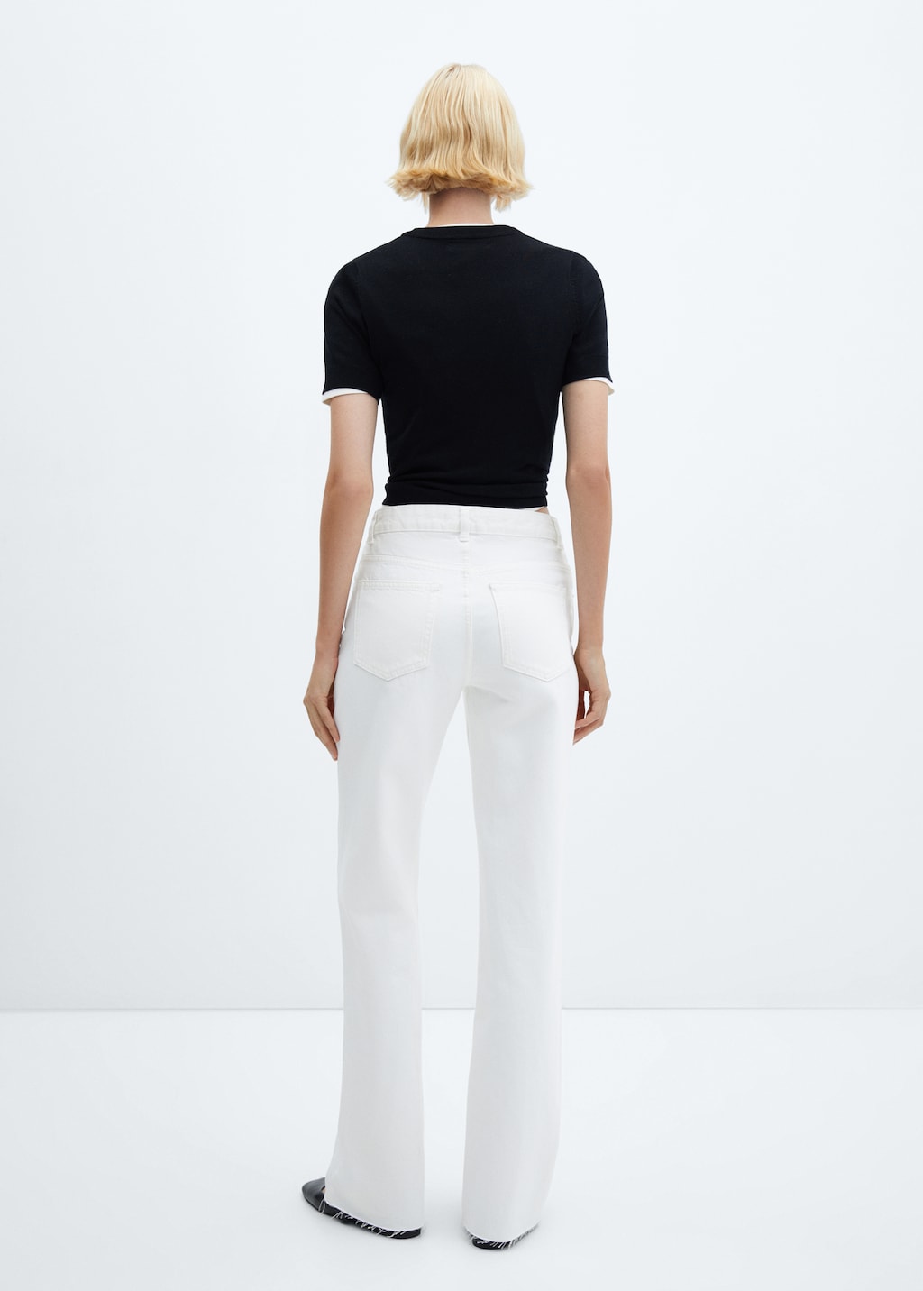Wide leg mid-rise jeans - image 3
