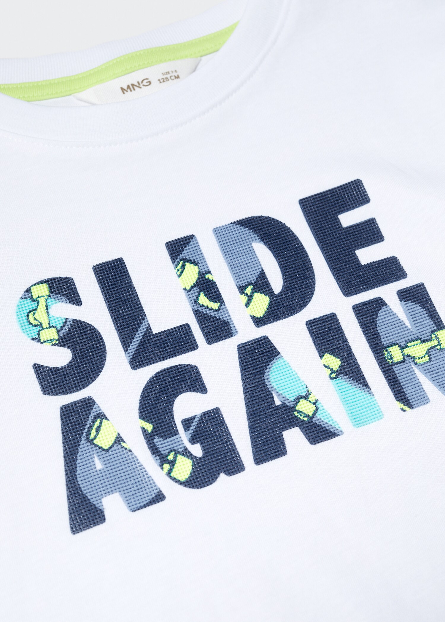 Printed embossed letters t-shirt - Details of the article 8