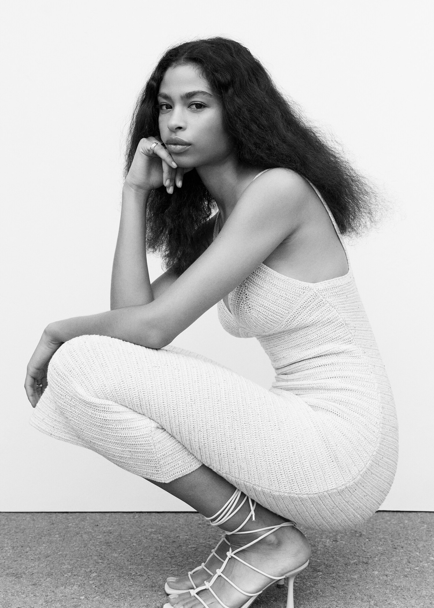 Knitted dress with sequin detail - Details of the article 2