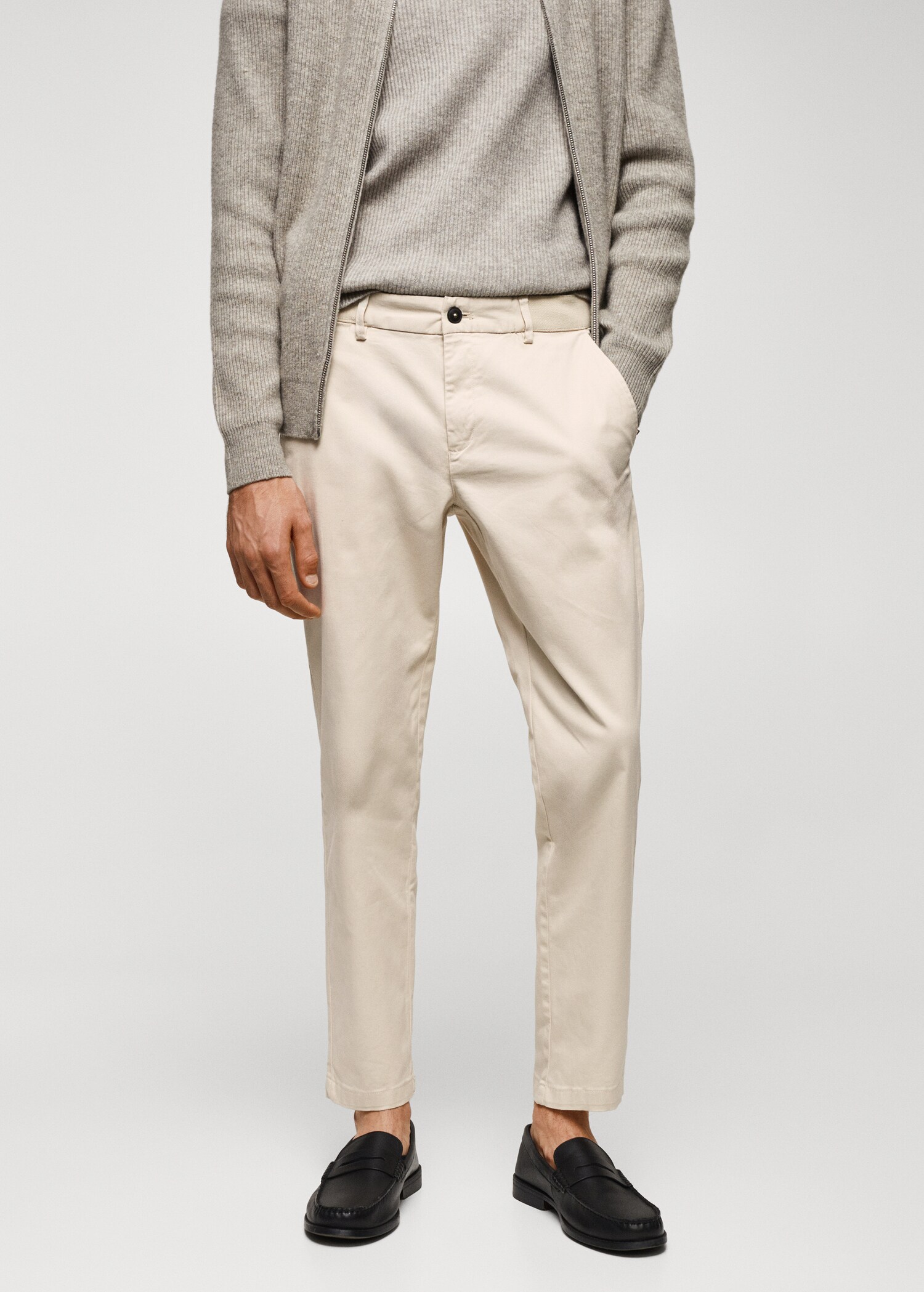 Celana panjang katun crop tapered - Tampilan Sedang