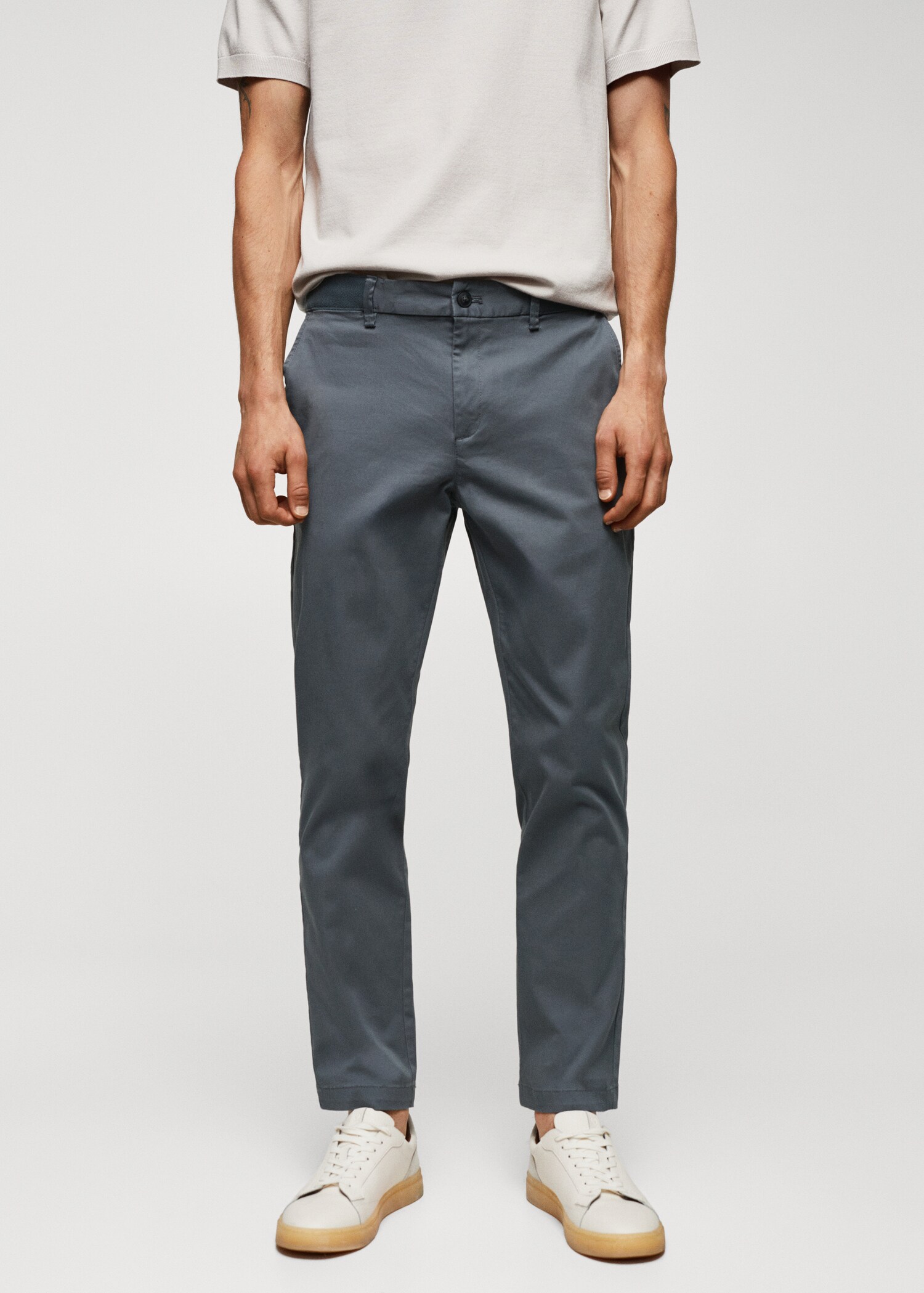 Celana panjang katun crop tapered - Tampilan Sedang