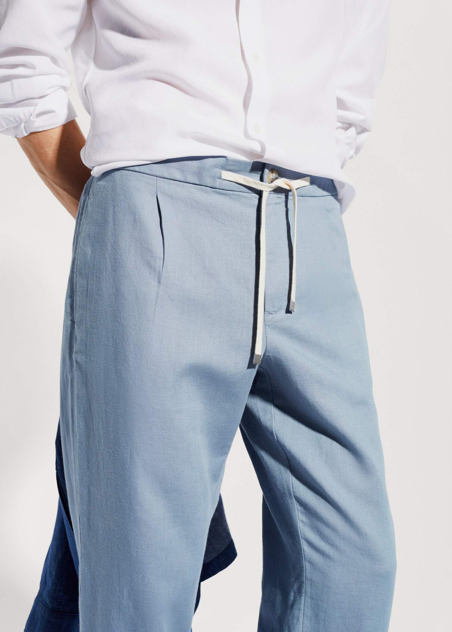 Slim-fit trousers with drawstring  - Details of the article 1