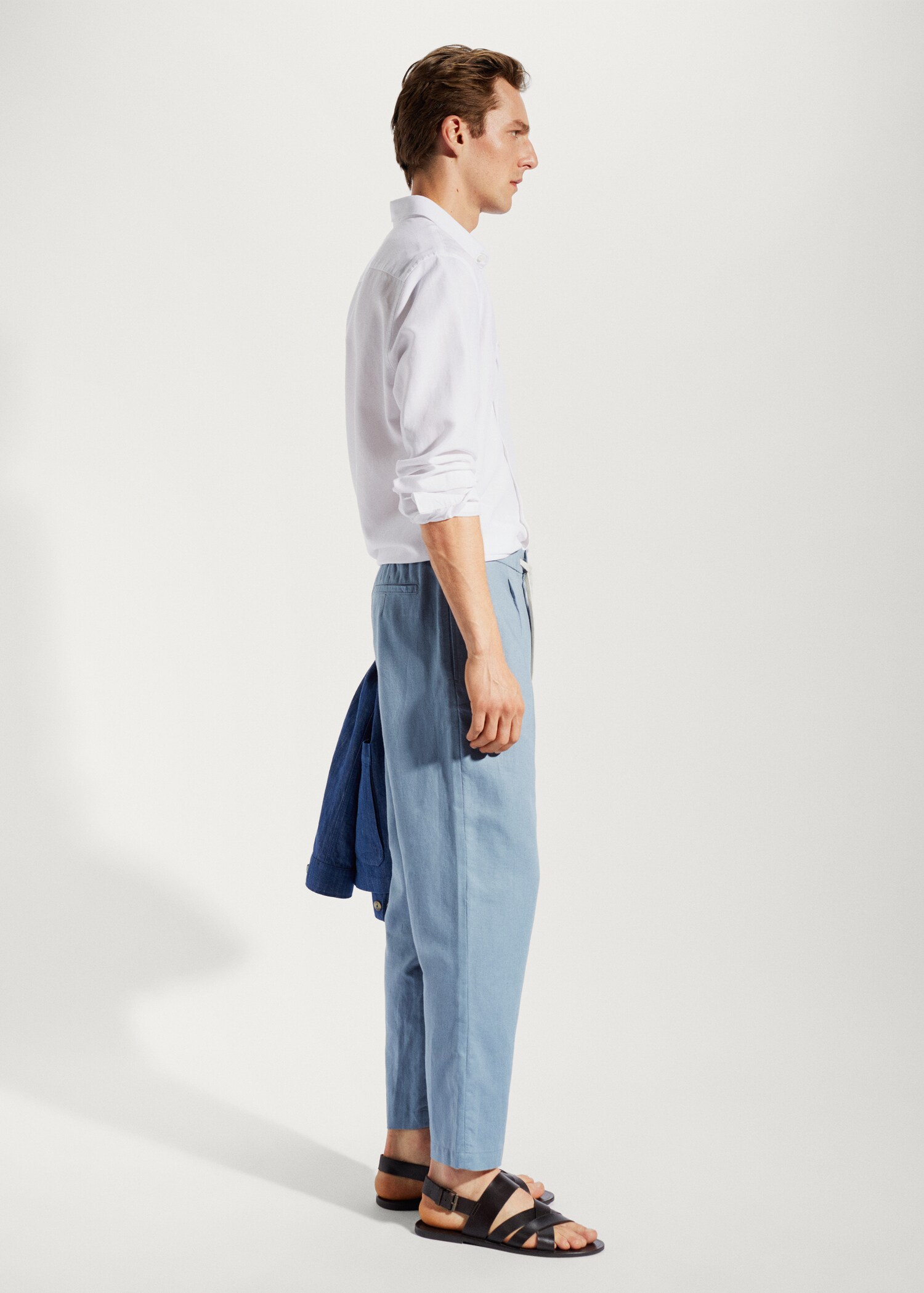 Slim-fit trousers with drawstring  - Details of the article 4