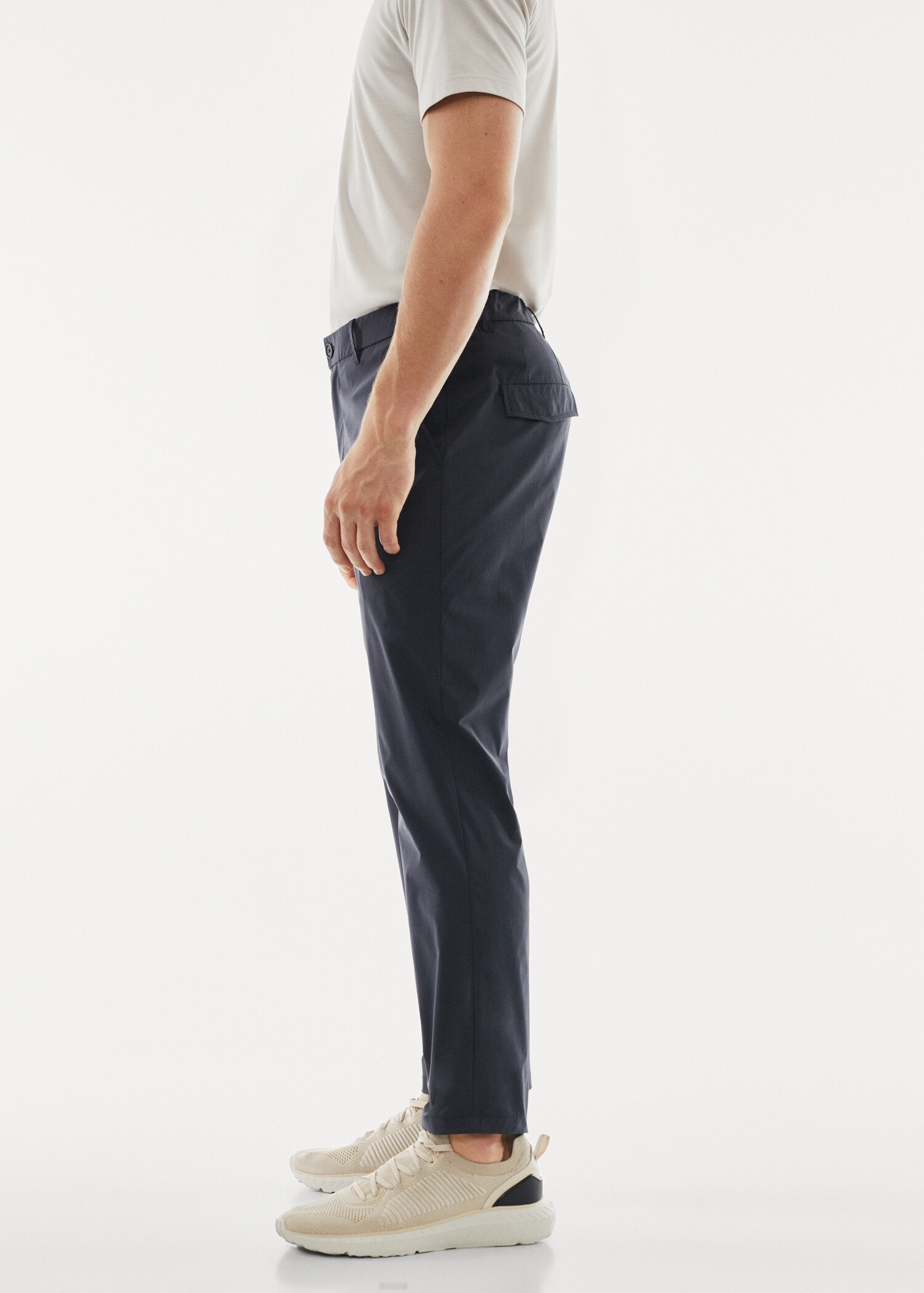 Water-repellent technical trousers - Details of the article 2