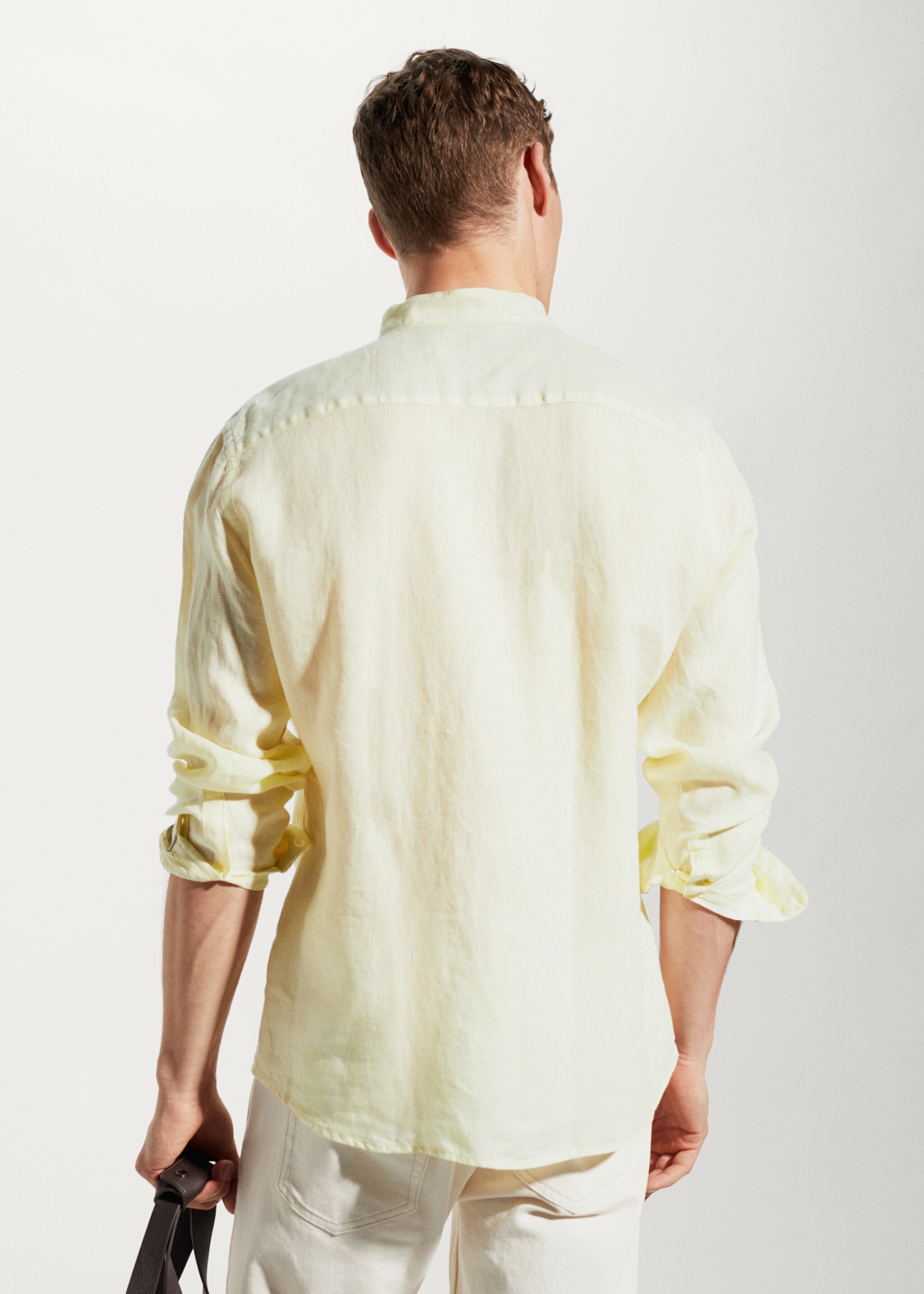 Camisa 100% lino cuello mao - Reverso del artículo