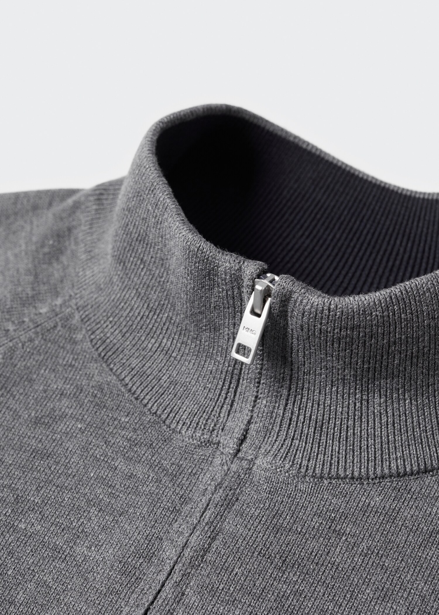 Baumwollpullover mit Zip-Kragen - Detail des Artikels 8