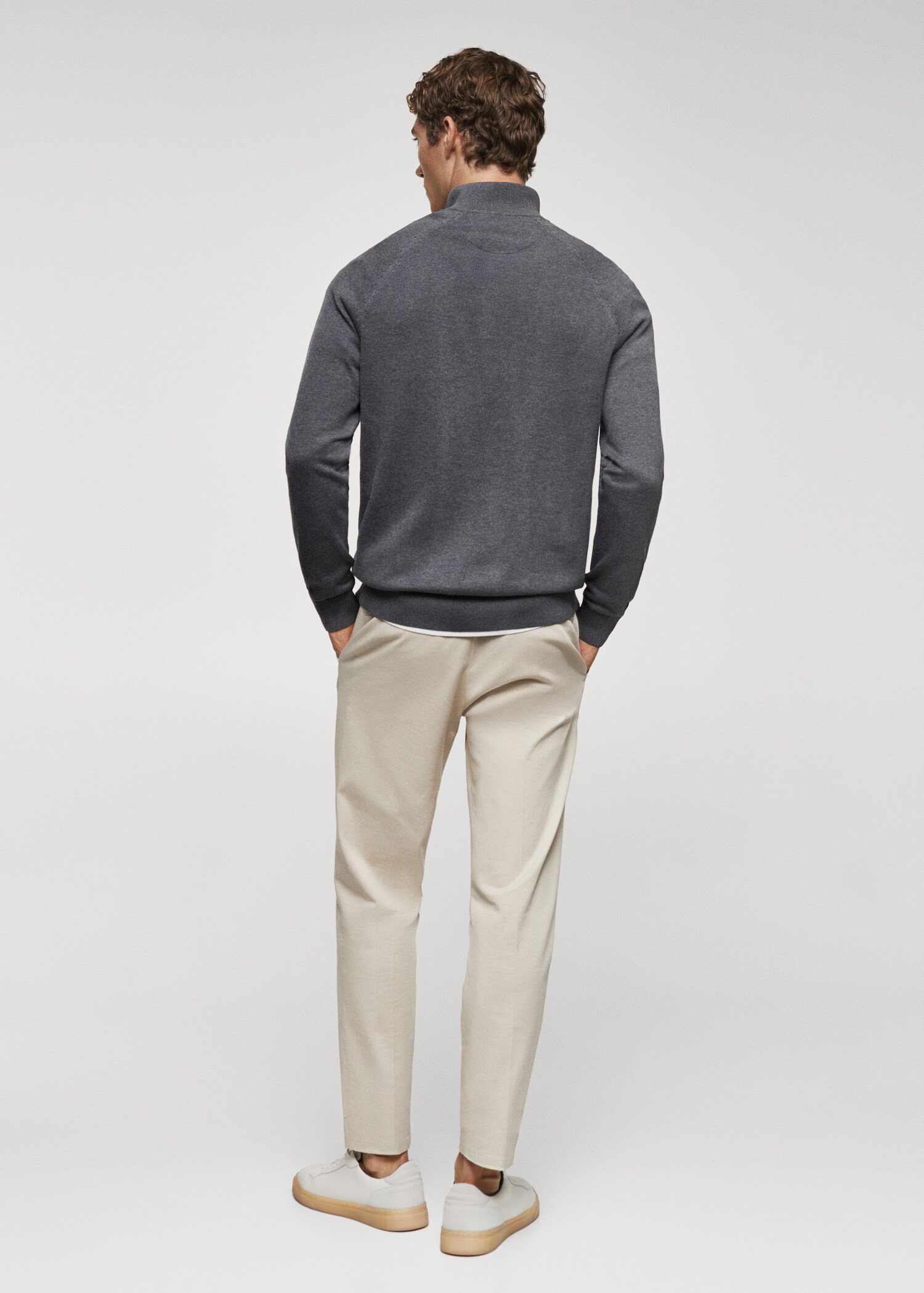 Baumwollpullover mit Zip-Kragen - Rückseite des Artikels