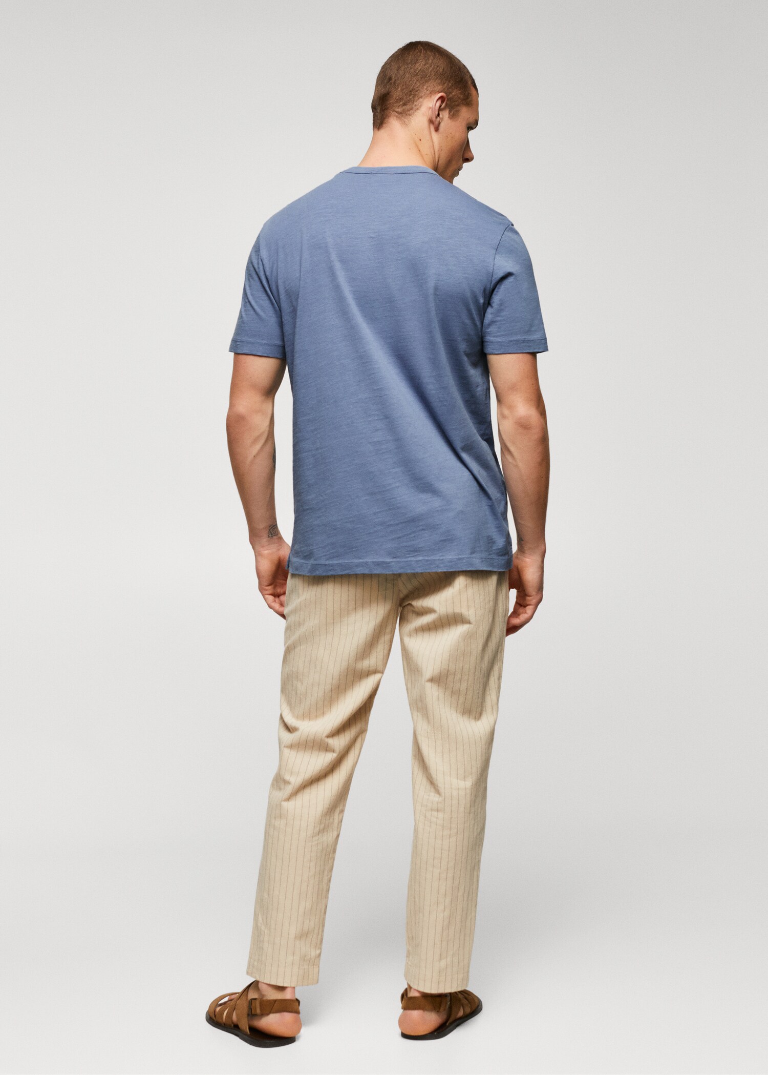 T-shirt poche 100 % coton - Verso de l’article