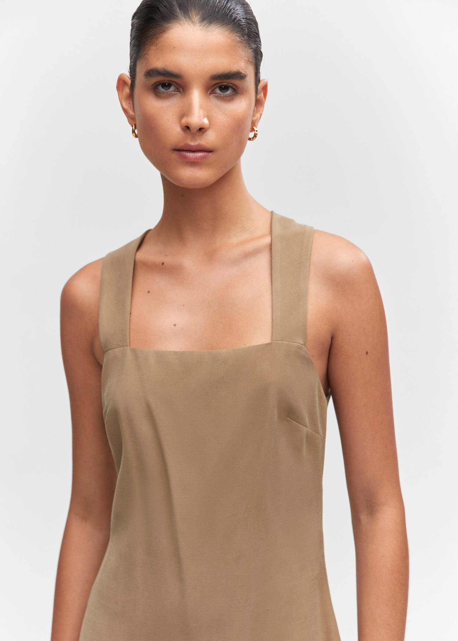 Vestido costas cruzadas - Pormenor do artigo 1
