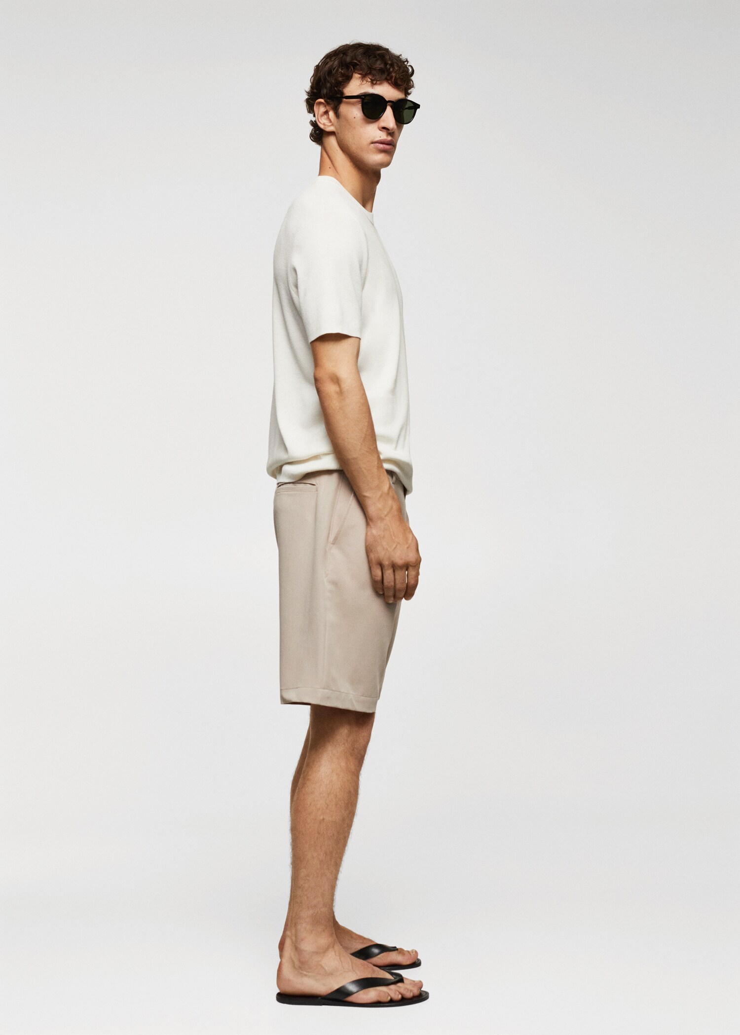 Cotton pleated Bermuda shorts - Details of the article 2
