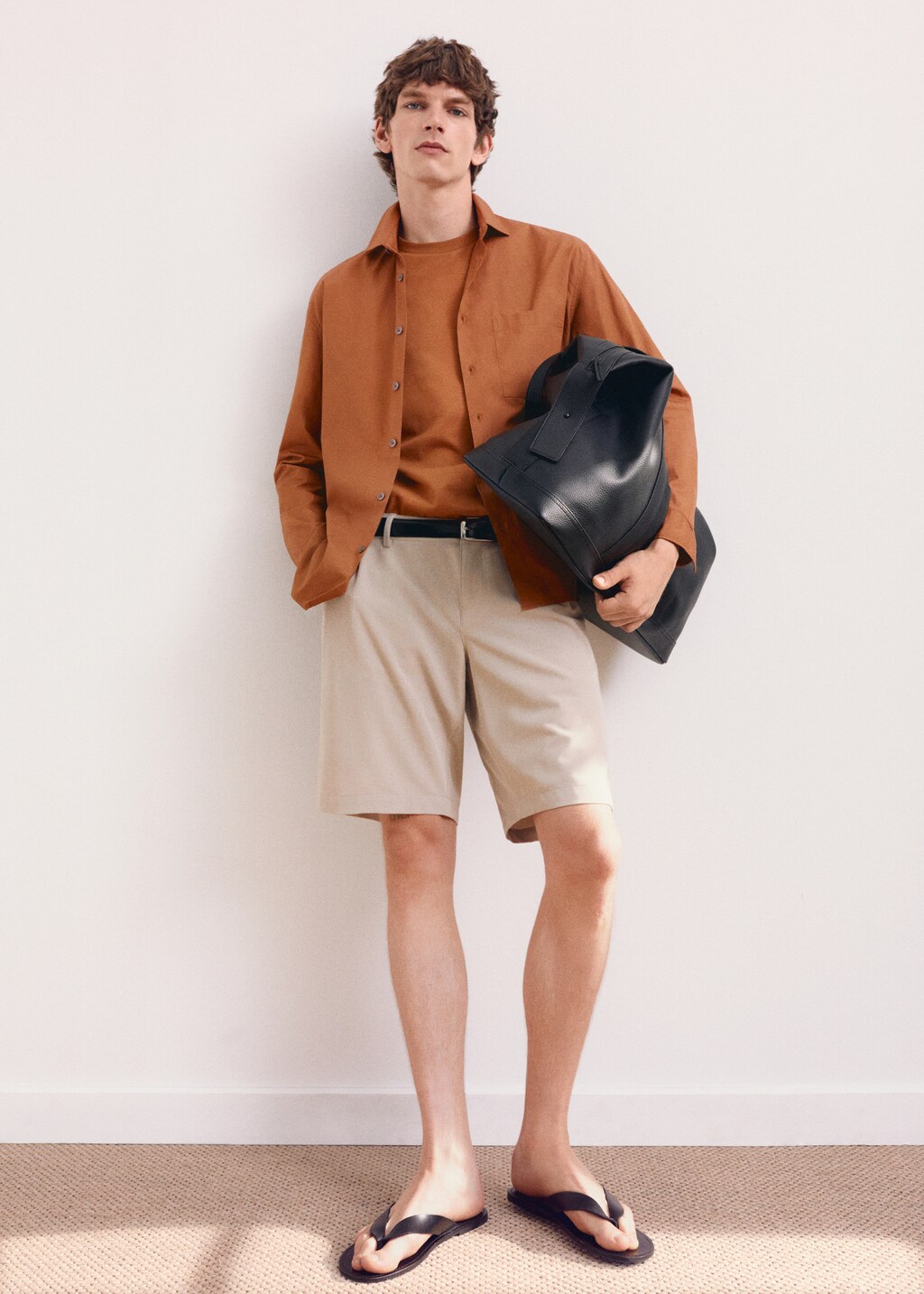 Bermuda en coton a pinces Homme MANGO Nouvelle Caledonie