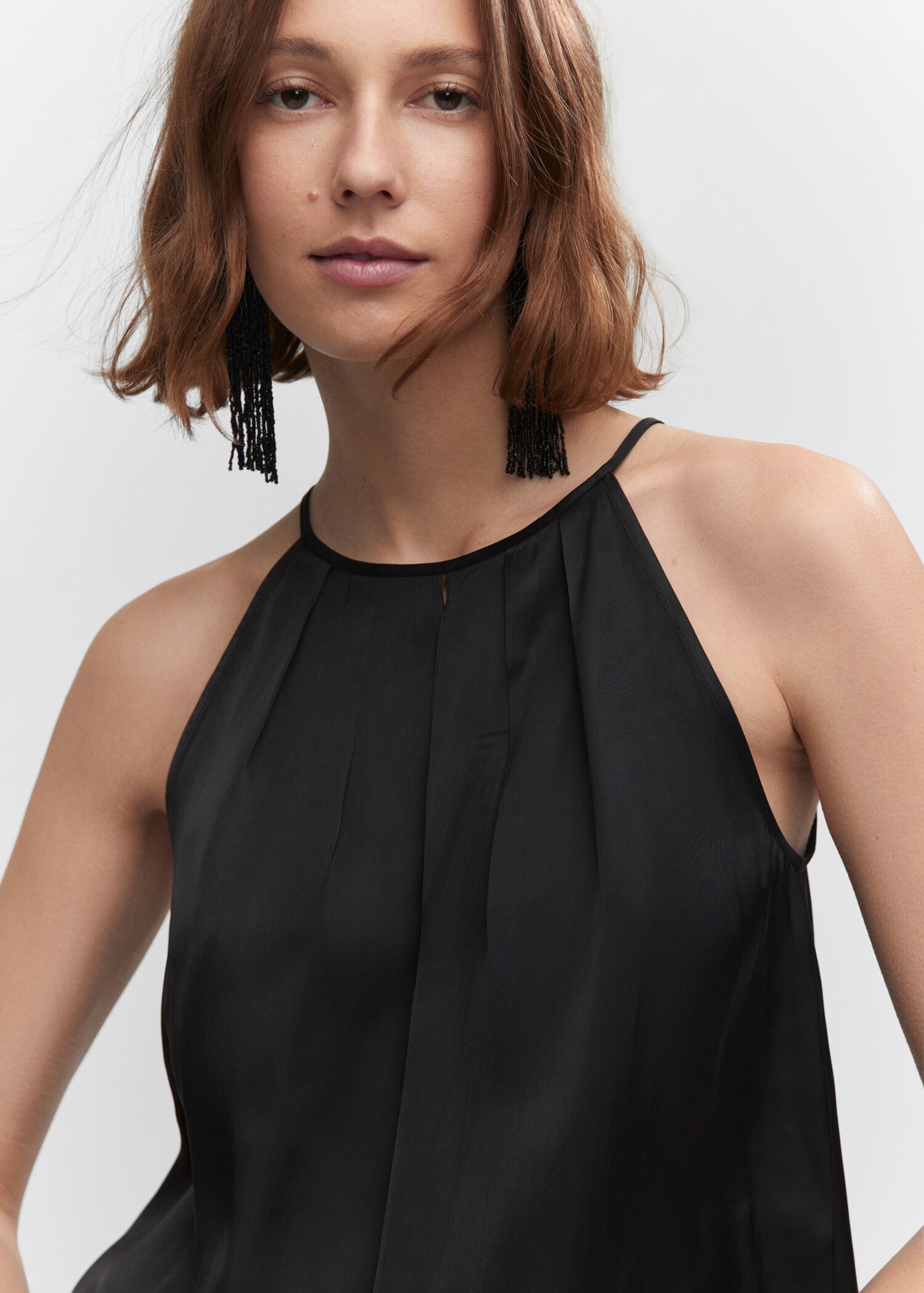Top satinado cuello halter - Detalle del artículo 6