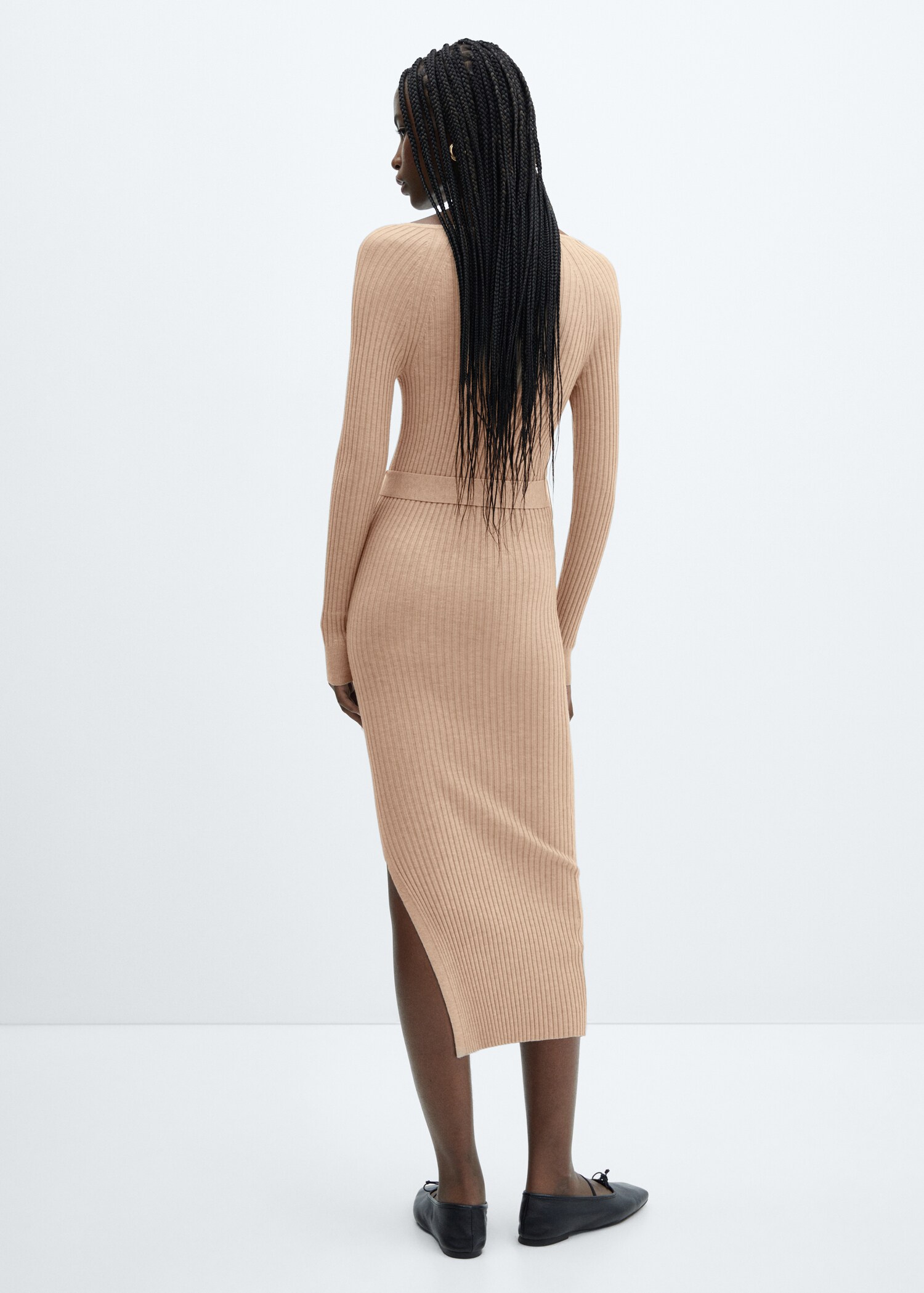 Vestido punto midi cinturón - Reverso del artículo