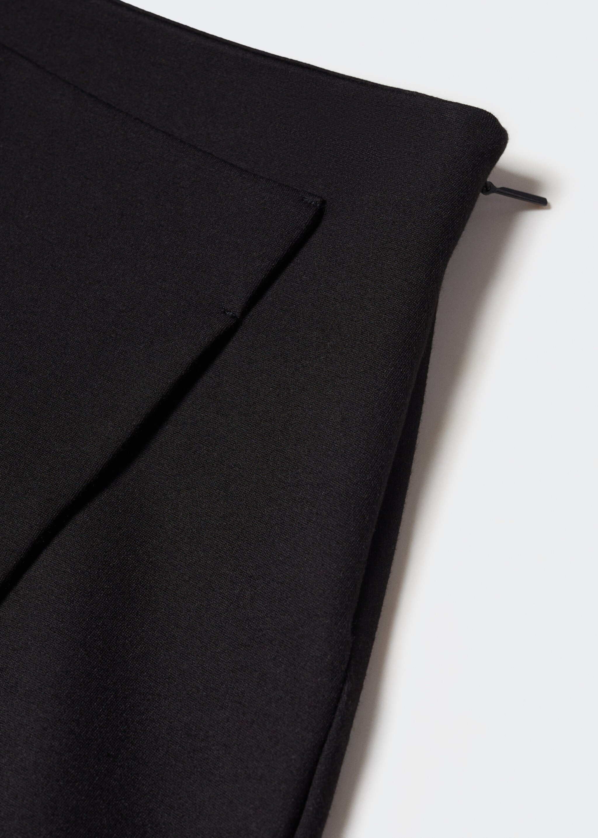 Knitted wrap mini-skirt - Details of the article 8, Black. Ref: 57043806-00.