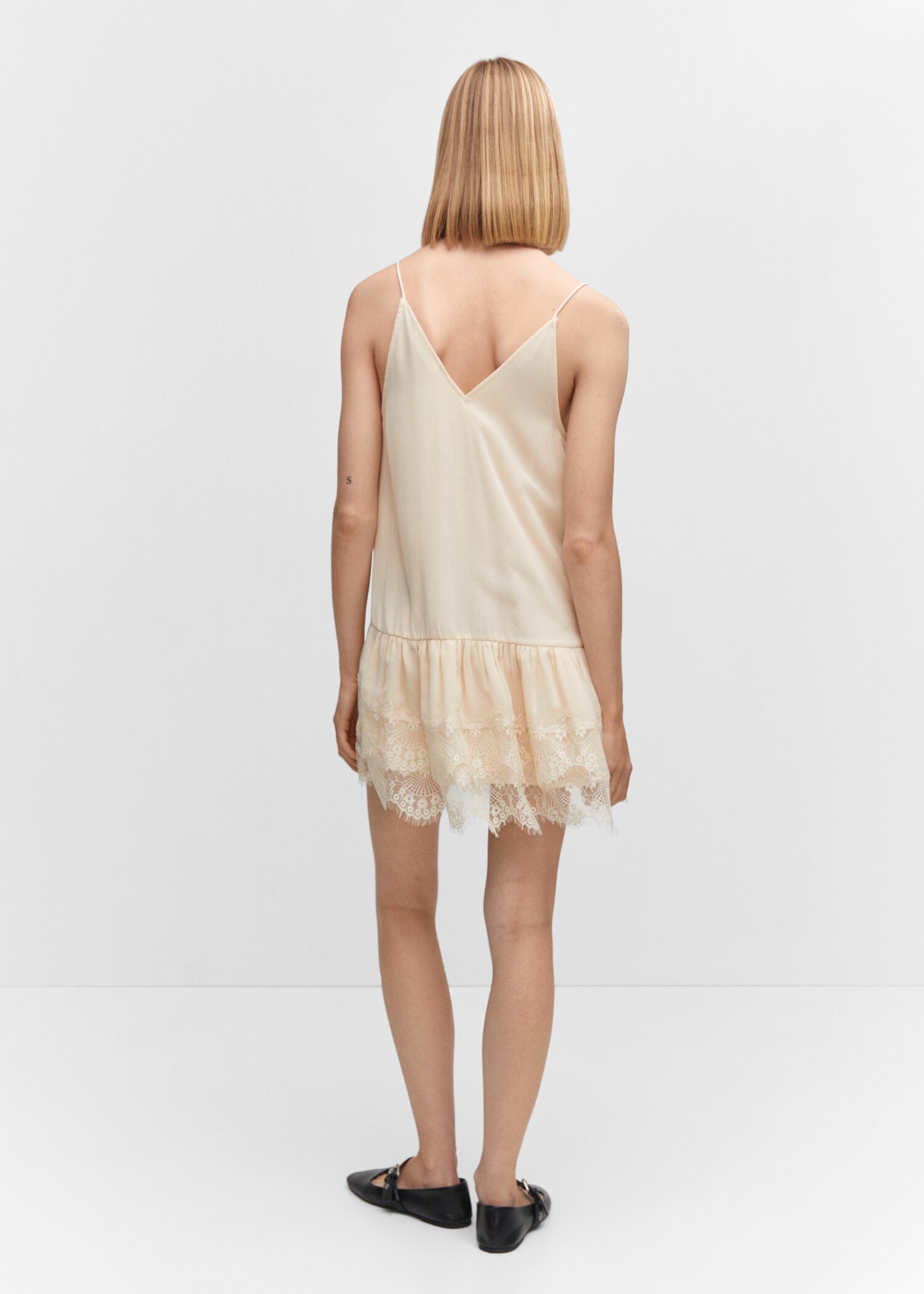 Lace camisole dress - Reverse of the article