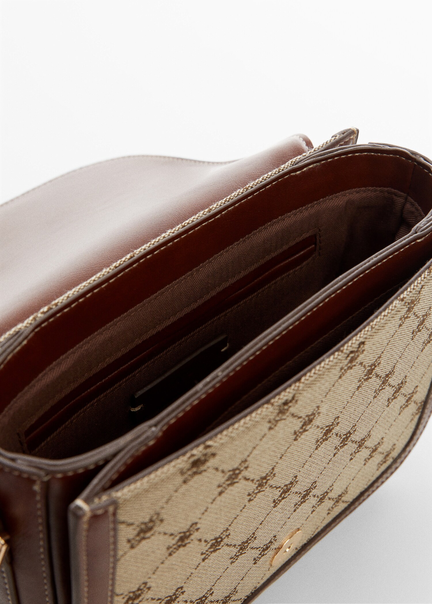 Jacquard bag with buckle - Details of the article 2