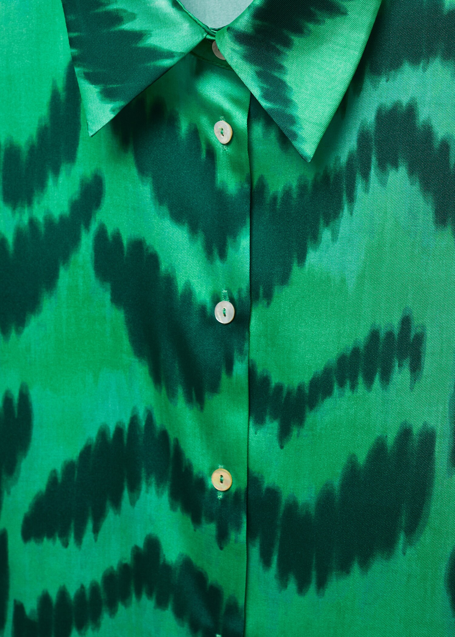 Chemise satinée imprimée - Détail de l'article 8