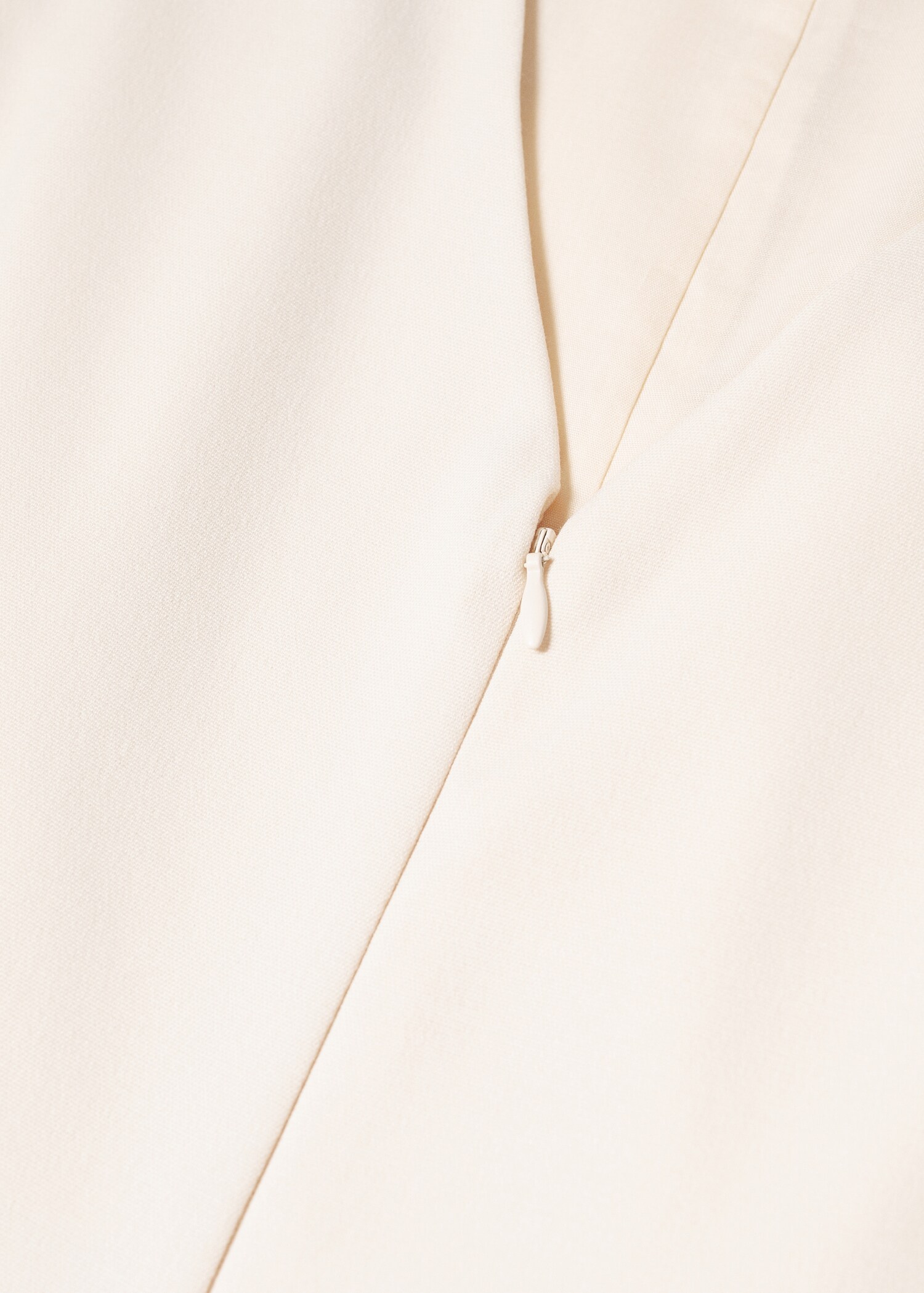 Mono corto recto - Detalle del artículo 8
