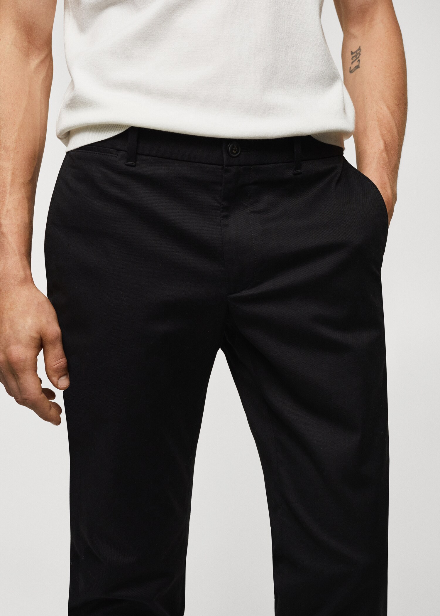 Slim Fit Twill-Chinohose - Detail des Artikels 1