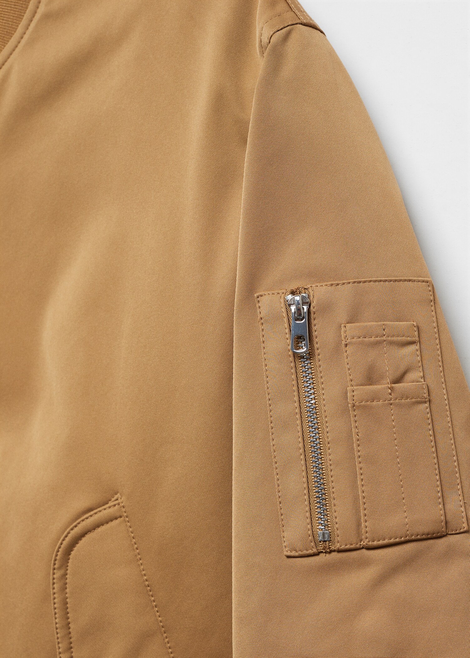 Oversized bomber jacket - Details of the article 8