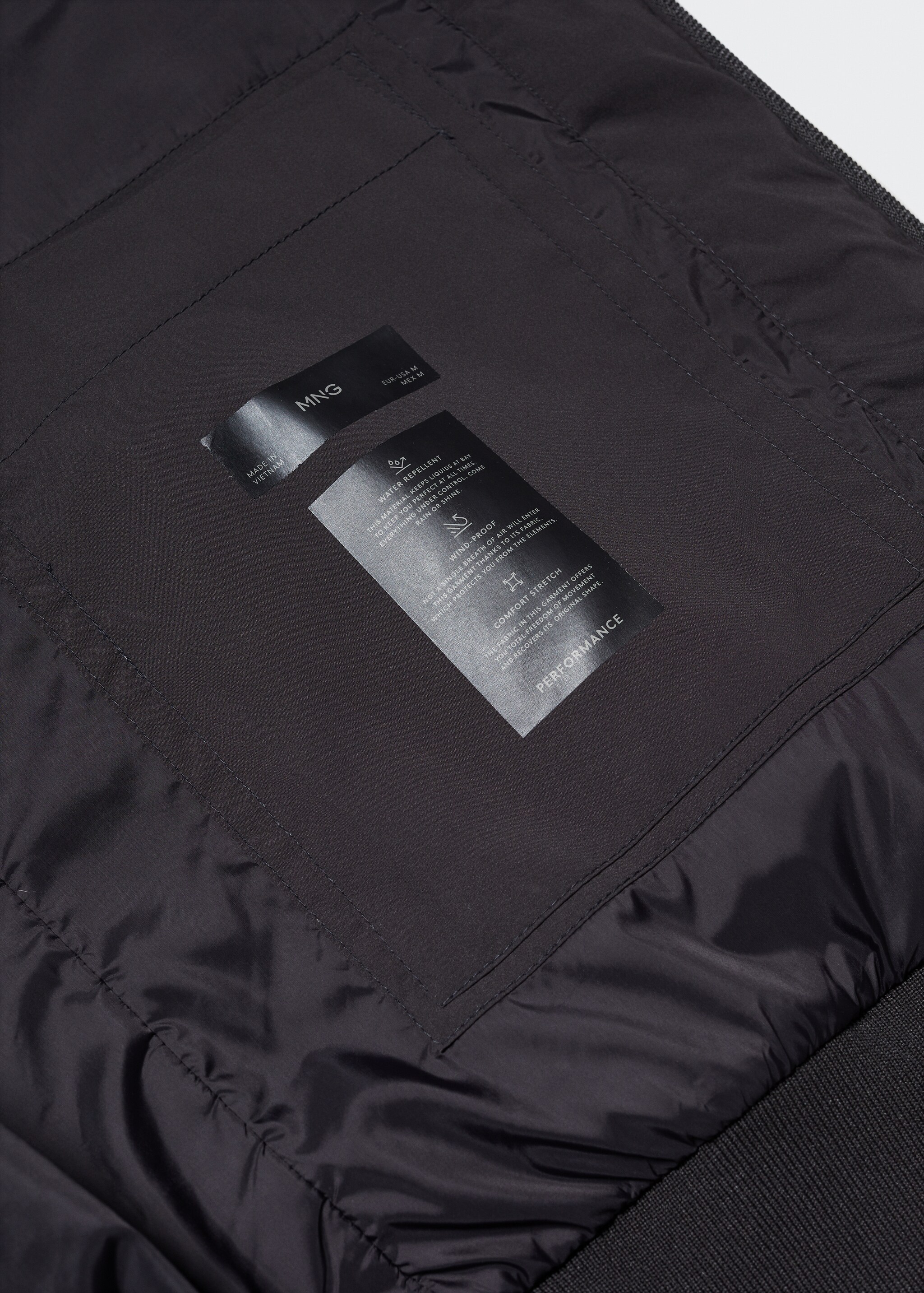 Lightweight water-repellent bomber jacket - Details of the article 8
