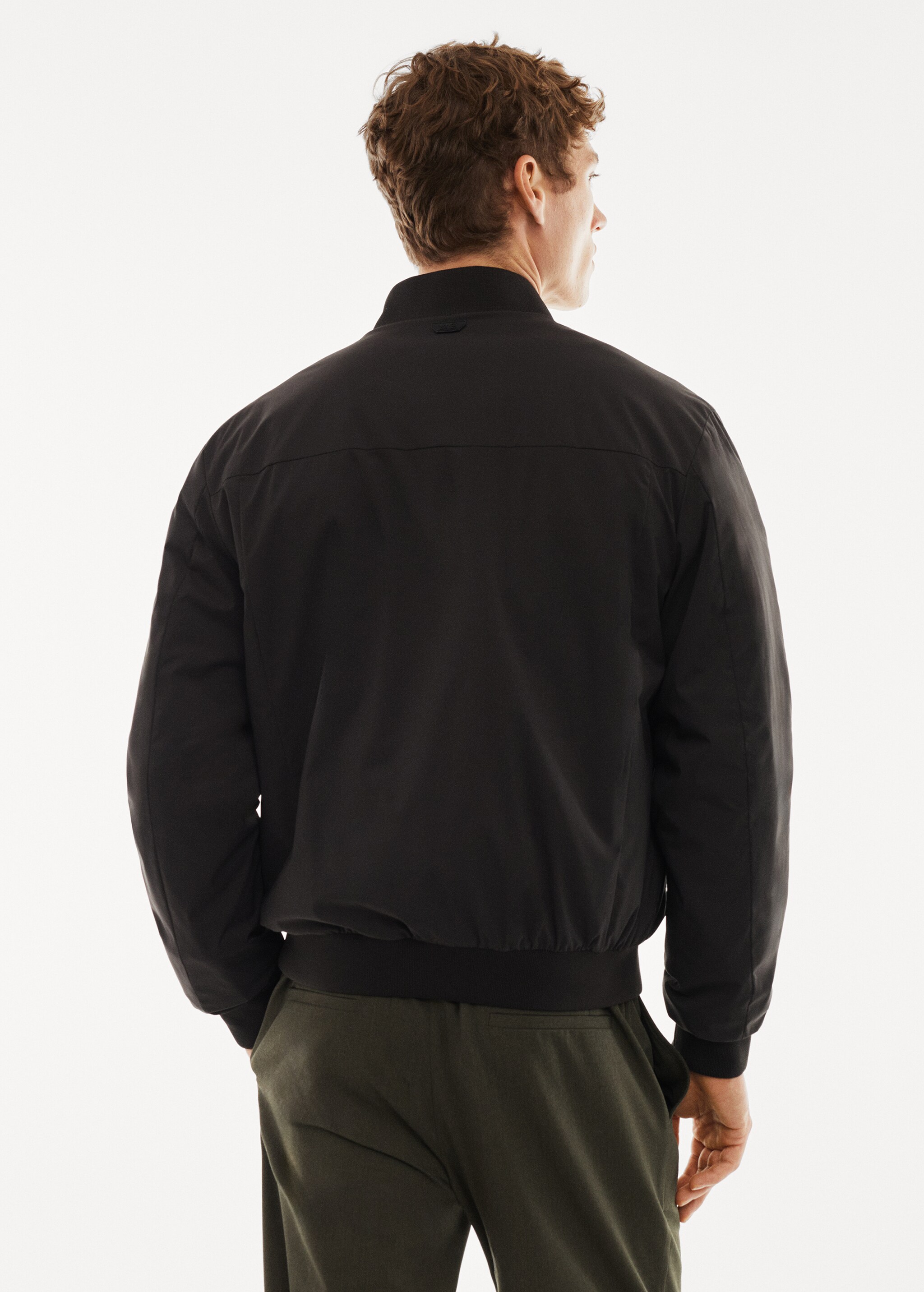 Lightweight water-repellent bomber jacket - Reverse of the article