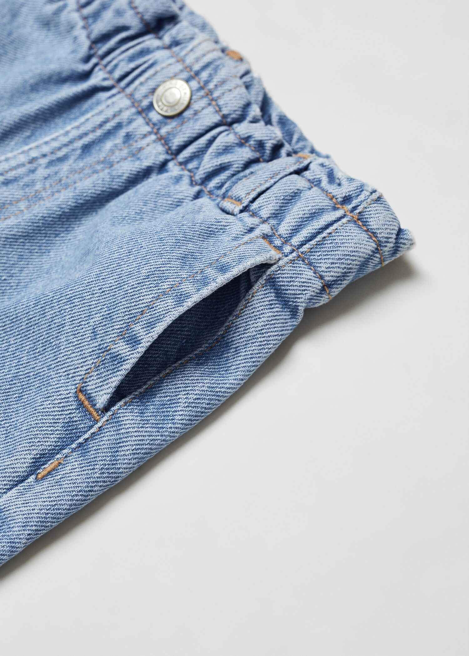 Paperbag jeans - Details of the article 8