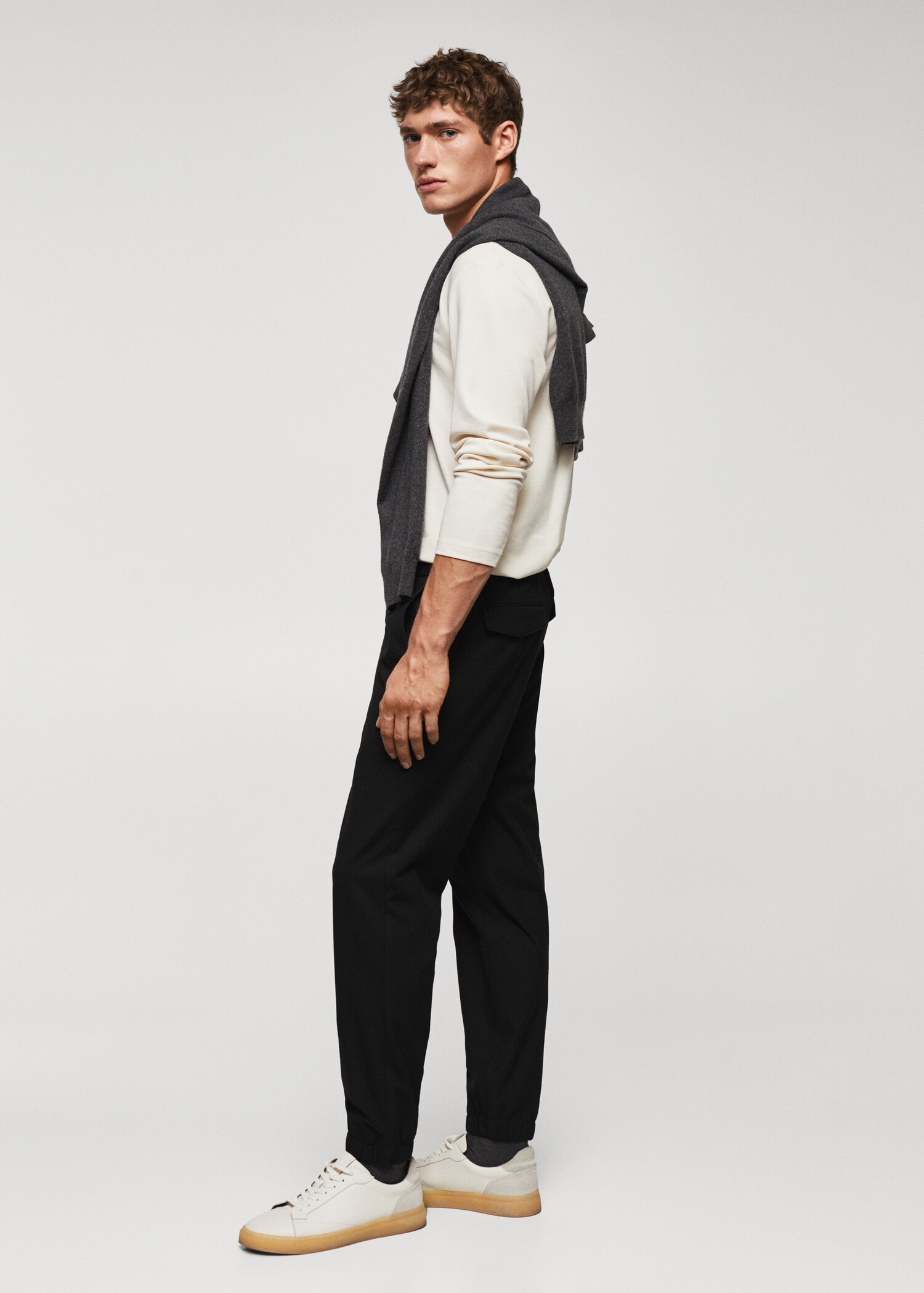 Pantalón jogger slim fit cordón - Detalle del artículo 2